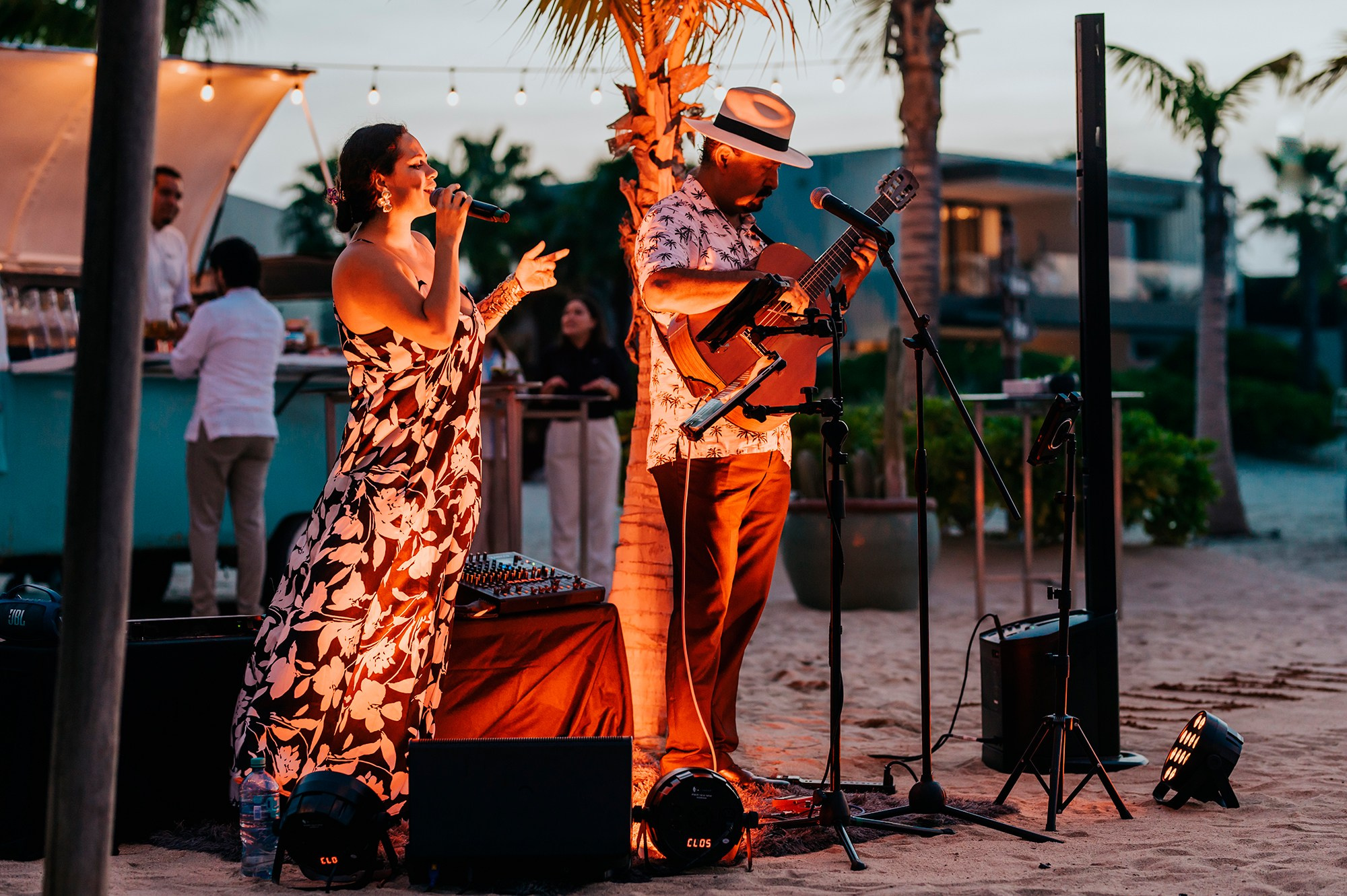 A Golden Hour Surprise, Cinthya´s 40th Birdhday at Four Seasons Costa Palmas los Cabos. Wedding & Family Photographer in Los Cabos – Izrael Reyna Photography