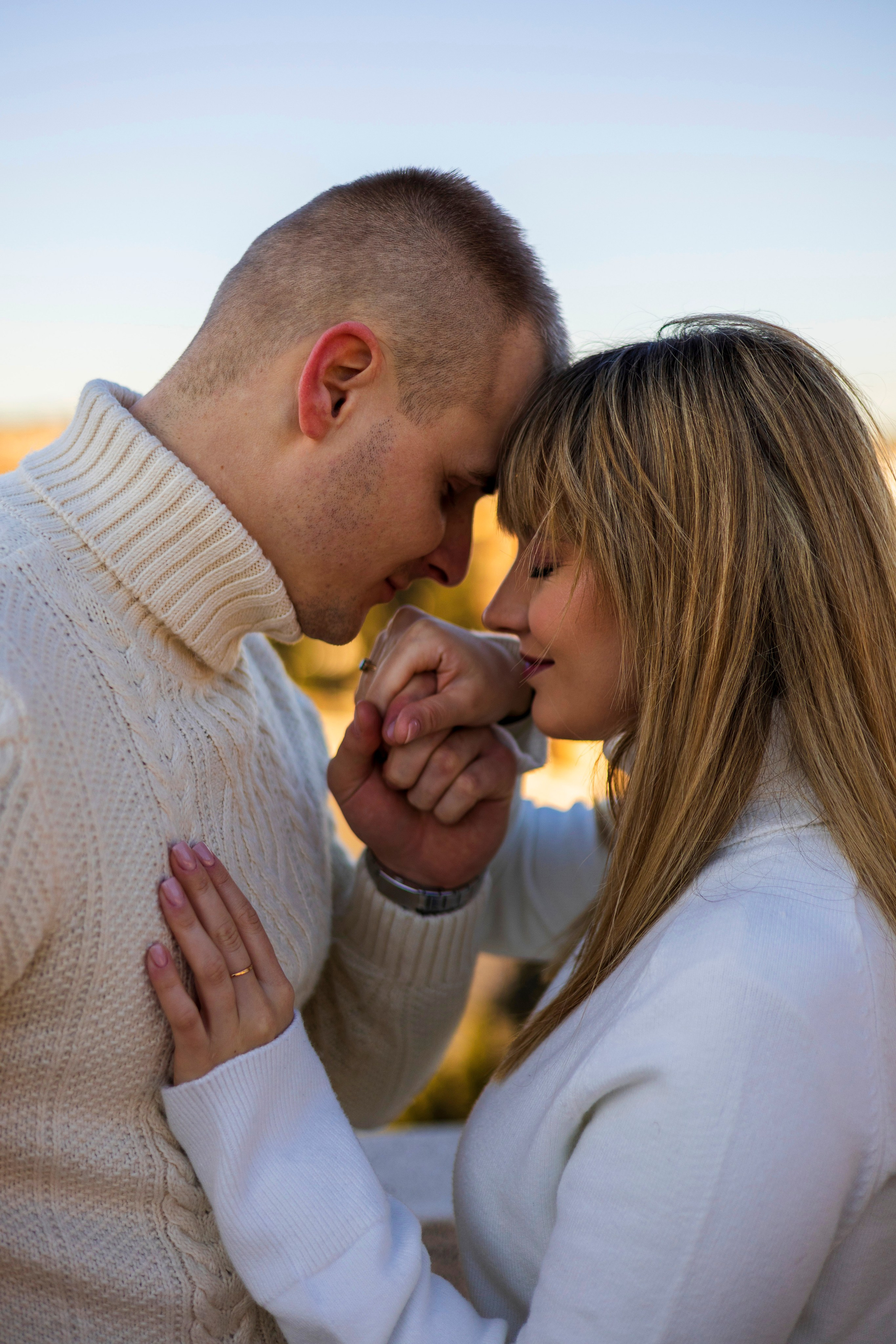 Hi! My name is Irena, and I’m a professional photographer specializing in family photography, love stories, and individual photoshoots