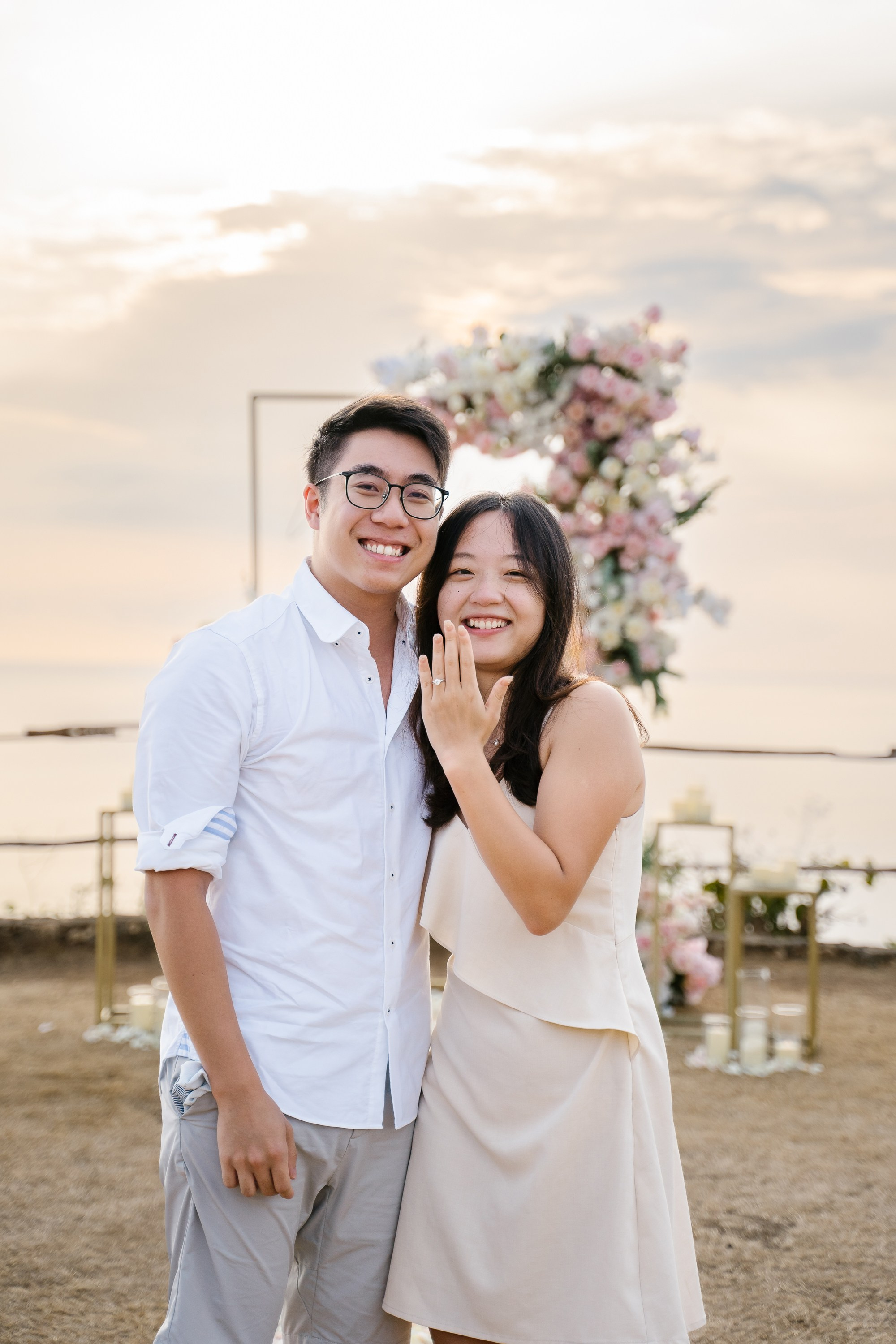 SECRET MARRIAGE PROPOSAL. Female Photographer in Bali