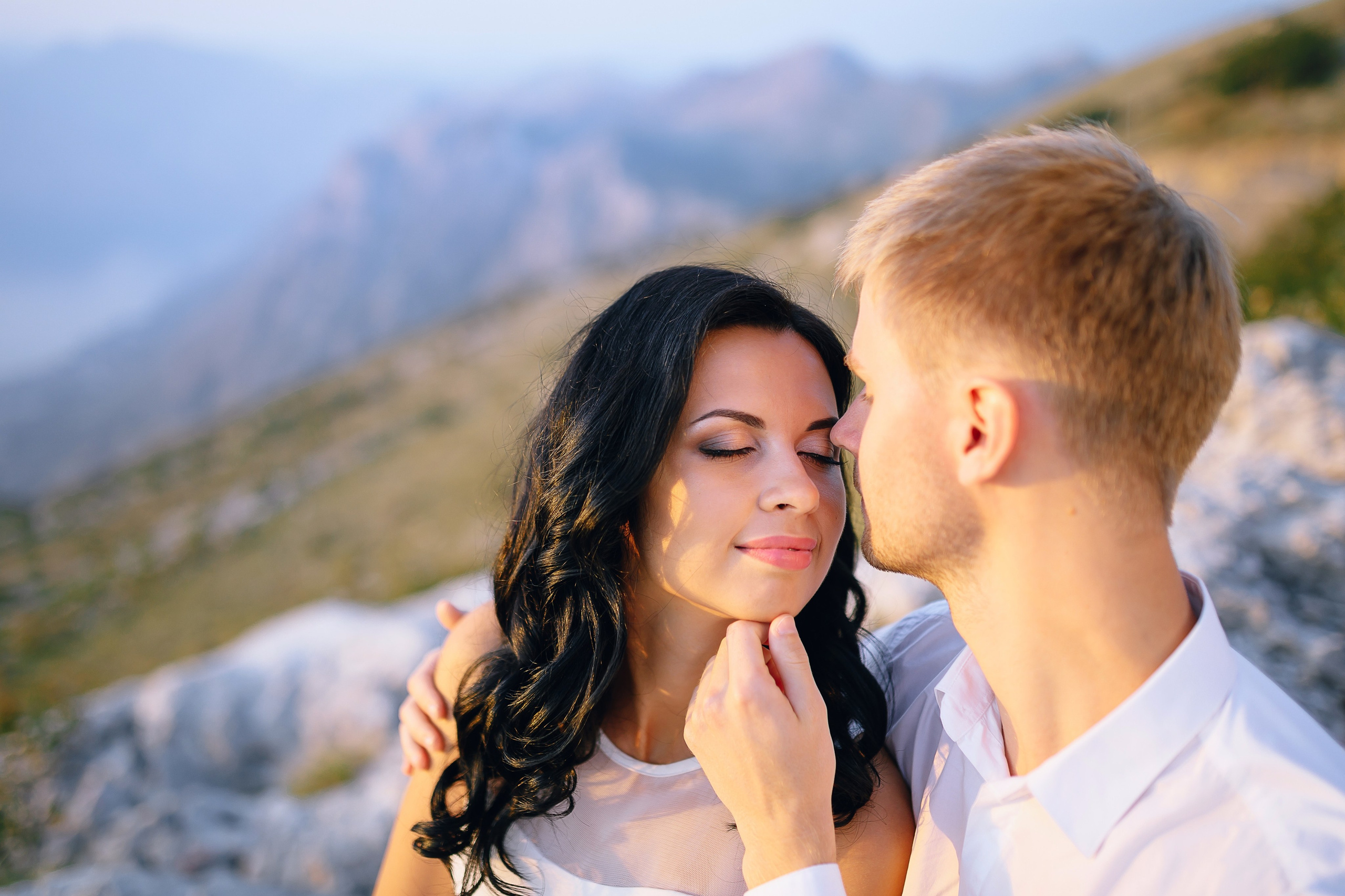 Wedding makeup artist hairdresser in Montenegro. Makeup artist and hairdresser in Montenegro Nadia Lia