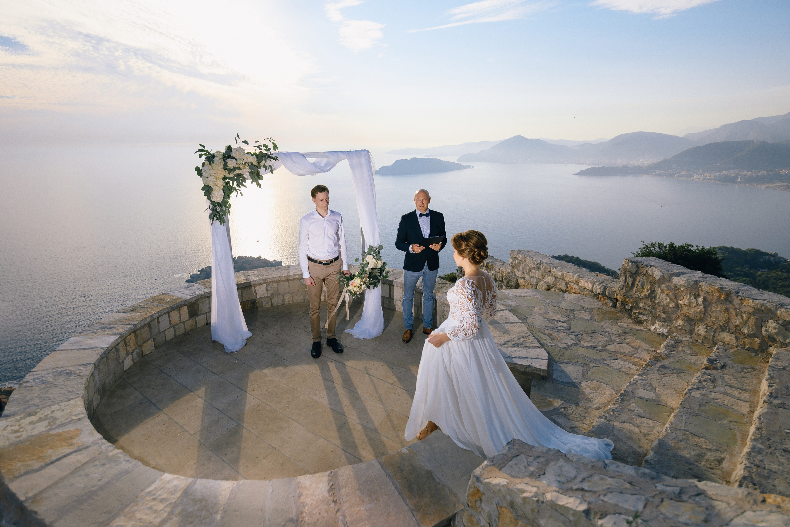 Wedding makeup artist hairdresser in Montenegro. Makeup artist and hairdresser in Montenegro Nadia Lia