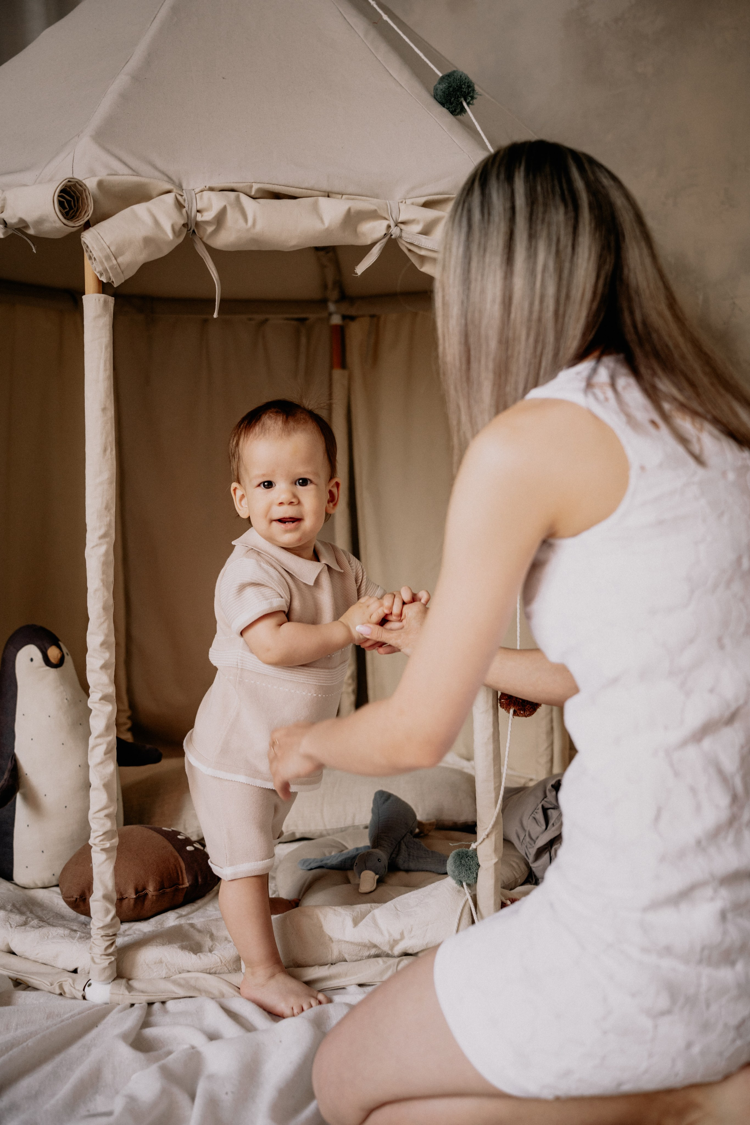First Birthday Outdoor Session – Candid & Playful Photography. Alisa Tant — Family and newborn photographer Bucks County, Montgomery county, Philadelphia, NJ