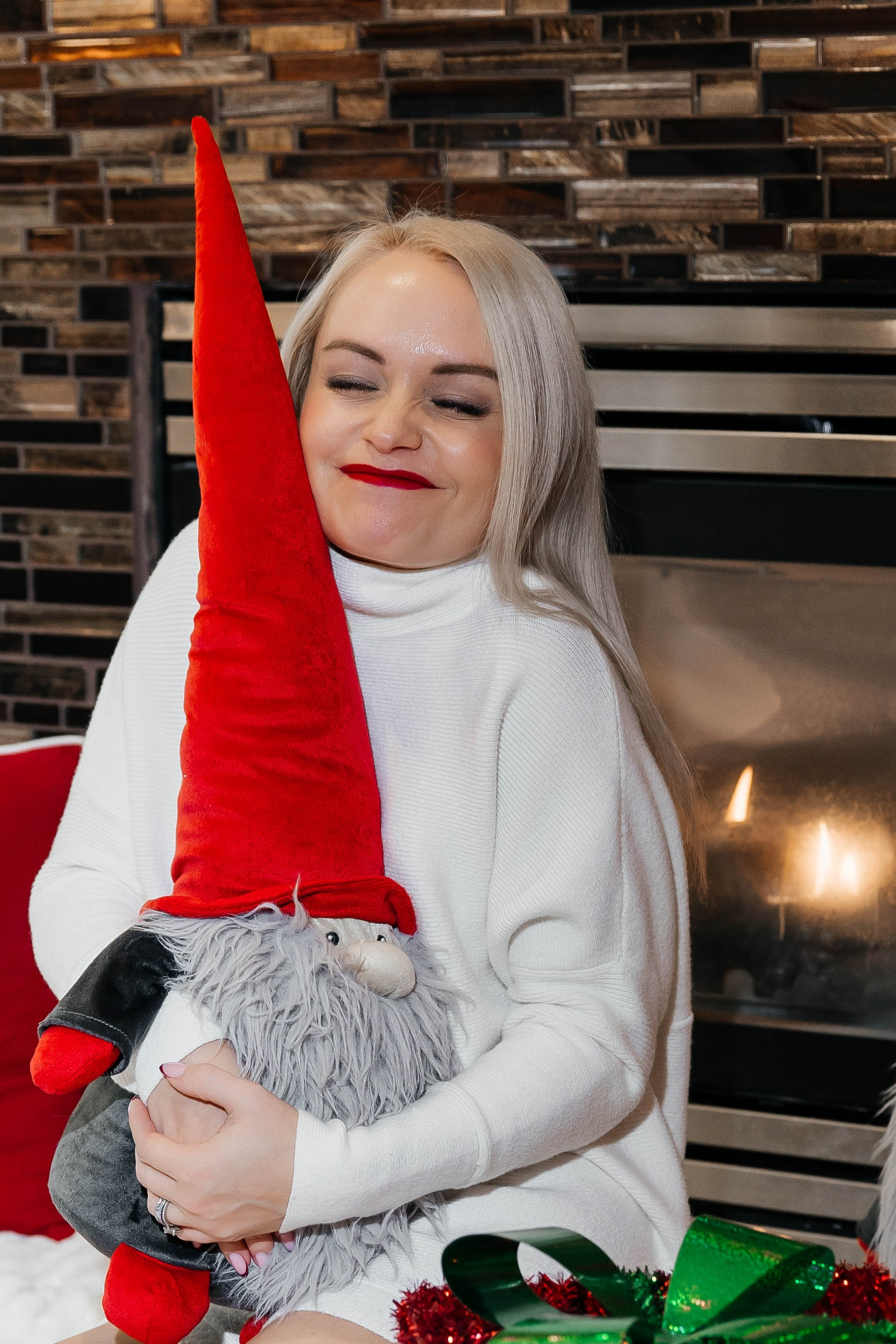 Christmas photoshoot Anna. Documentary and Family Photographer in Seattle