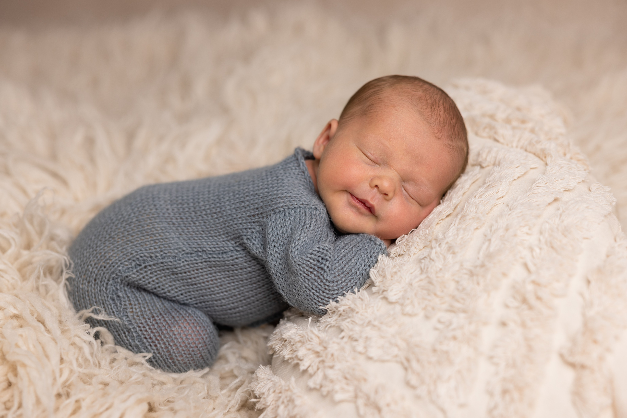 Newbornshooting in Pforzheim und Umgebung. Neugeborenenfotografie Pforzheim Katharina Jozic
