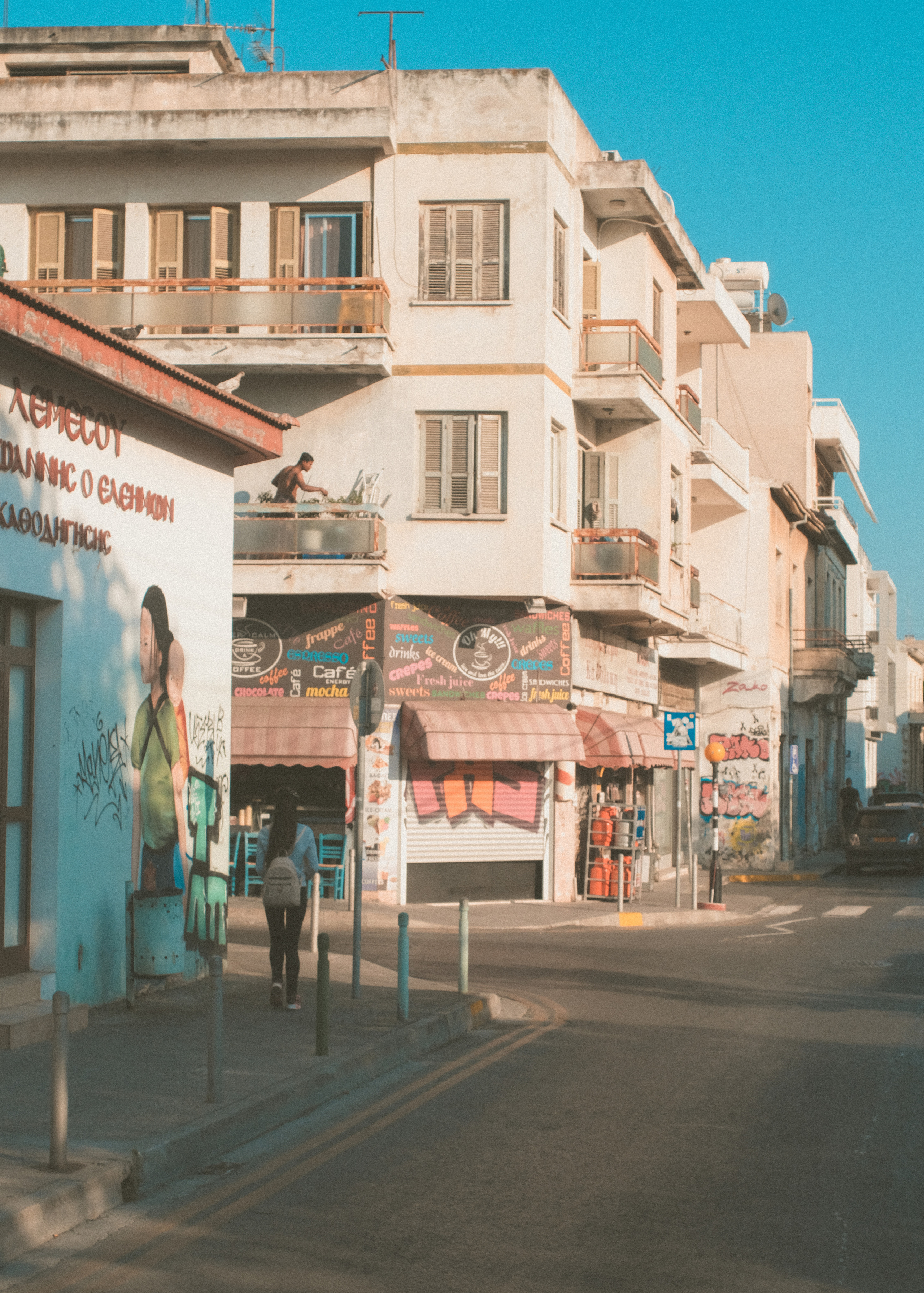 Urban Jungle | Street Photography Limassol, Cyprus | FUJIFILM XPRO-3 + MIR-1 37MM F2.8