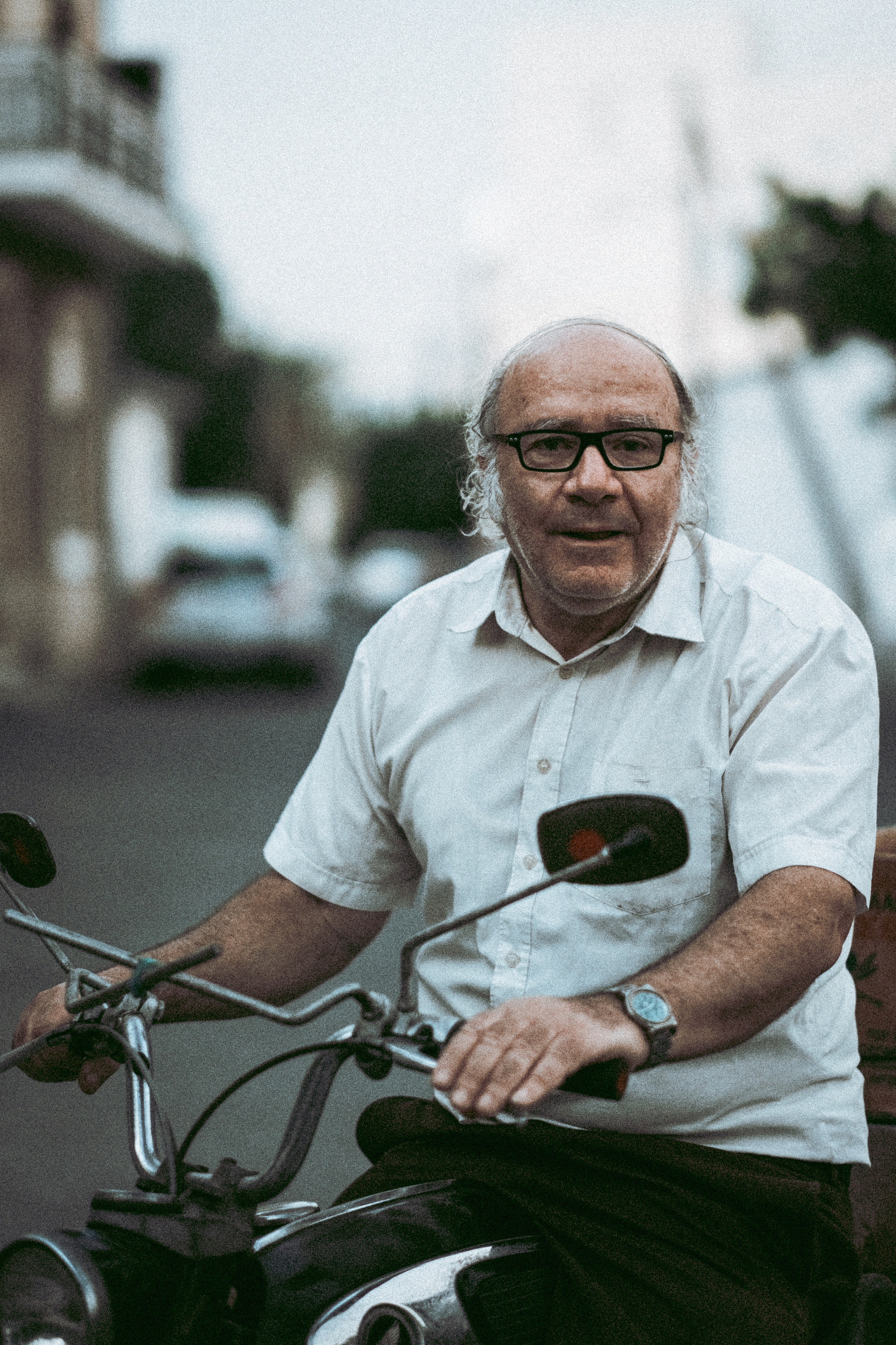 Candid Street Photography | Street Photography in Limassol City. 中国街头摄影 | The Streets of China Through My Eyes | 深圳