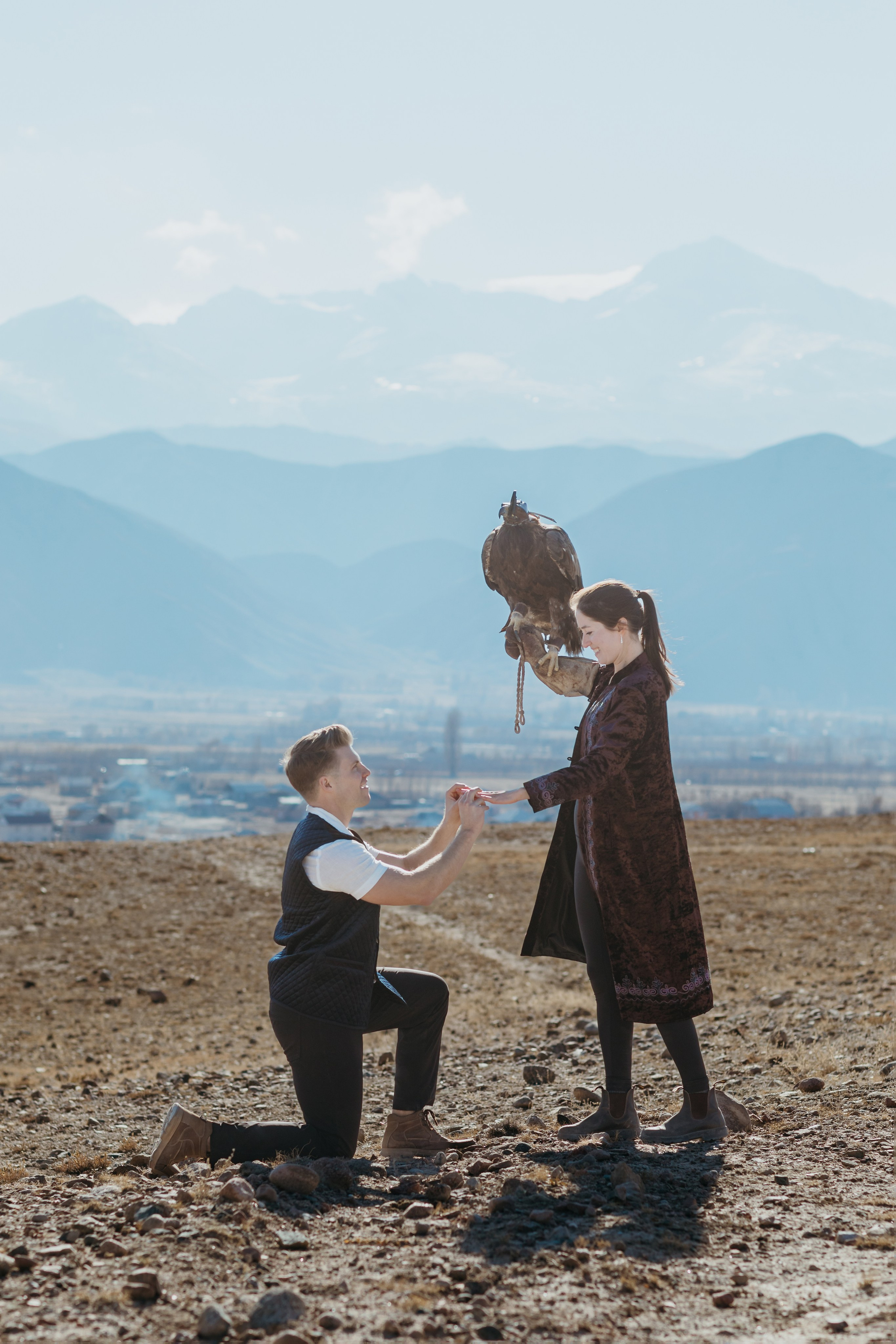 Предложение Дэниела и Джесс — Иссык-Куль, Каджи-Сай | Оксана Шувалова фотограф — Proposal Photos Kyrgyzstan (Issyk-Kul, Kajy-Say). Фотограф в Бишкеке Оксана Шувалова