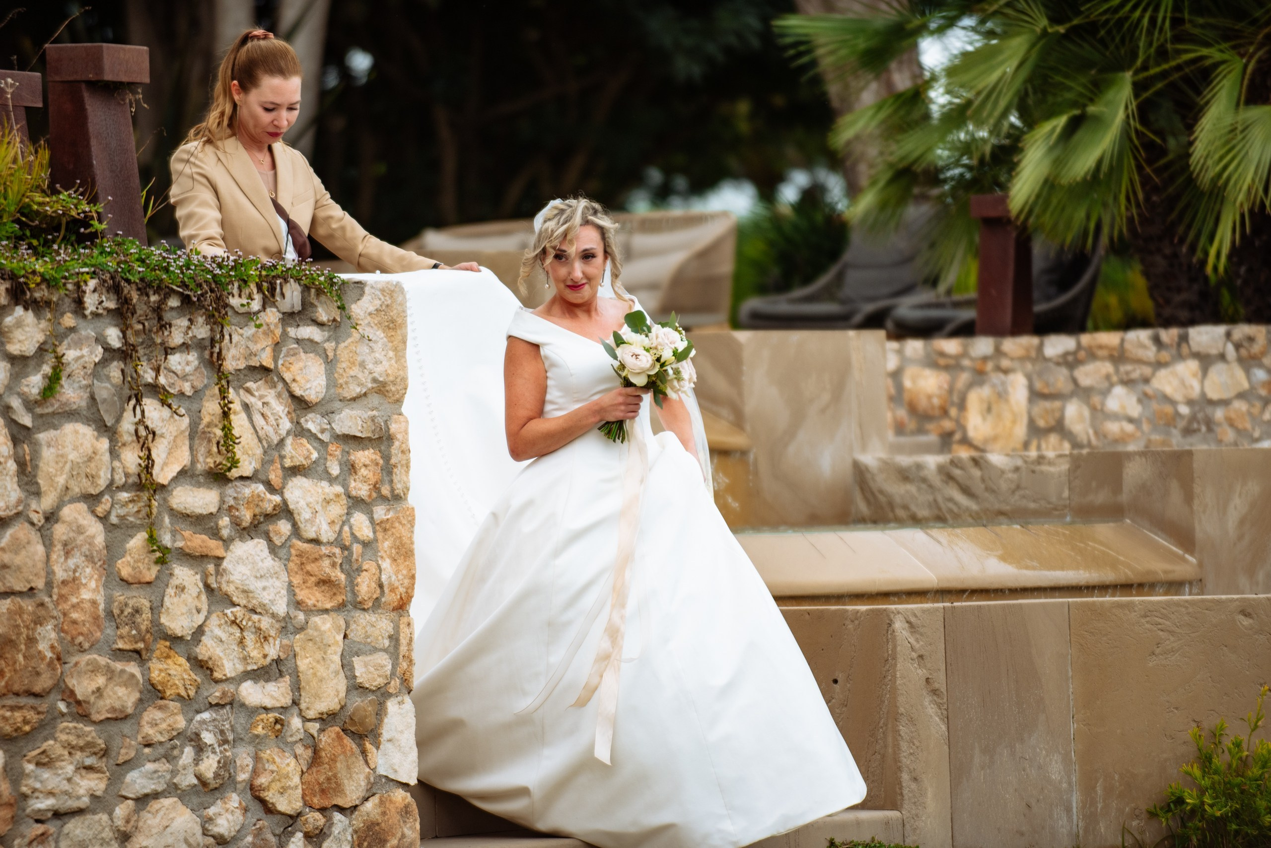 Fotografías de Bodas en Barcelona: Capturando Momentos Espontáneos y E. Fotógrafa Ekaterina Gasanova - sesiones de fotos en Barcelona