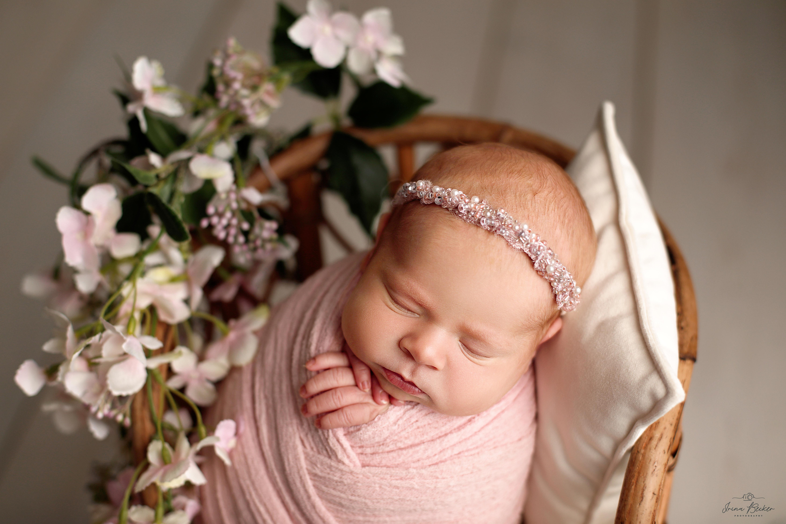 Babyfotograf Ulm, Babyfotograf Neu-Ulm, Babyfotograf Münsingen, Babyfotograf Metzingen, Babyfotograf Göppingen, Babyfotograf Tübingen, Babyfotograf Memmingen, Babyfotograf Reutlingen, Babyfotograf Stuttgart, Babyfotograf Günzburg, Babyfotograf Biberach an der Riss, Babyfotograf Alb-Donau-Kreis, Babyfotograf Bad Saulgau, Babyfotograf Bad Waldsee, Babyfotograf Ehingen, neugeborenenfotografie Ulm, neugeborenenfotografie Neu-Ulm, neugeborenenfotografie Stuttgart, neugeborenenfotografie Metzingen, neugeborenenfotografie Münsingen, neugeborenenfotografie Bad Saulgau, neugeborenenfotografie Bad Waldsee, neugeborenenfotografie Ehingen, neugeborenenfotografie Langenau, neugeborenenfotografie Ravensburg, neugeborenenfotografie Sigmaringen, Fograf Ulm, Fotograf Ehingen, Fotograf Bad Waldsee, Fotograf Friedrichshafen, Baby Ulm, Entbindung Ulm, babyfotograf Erbach, Babyfotograf Blabeuren, Babyfotograf Biberach