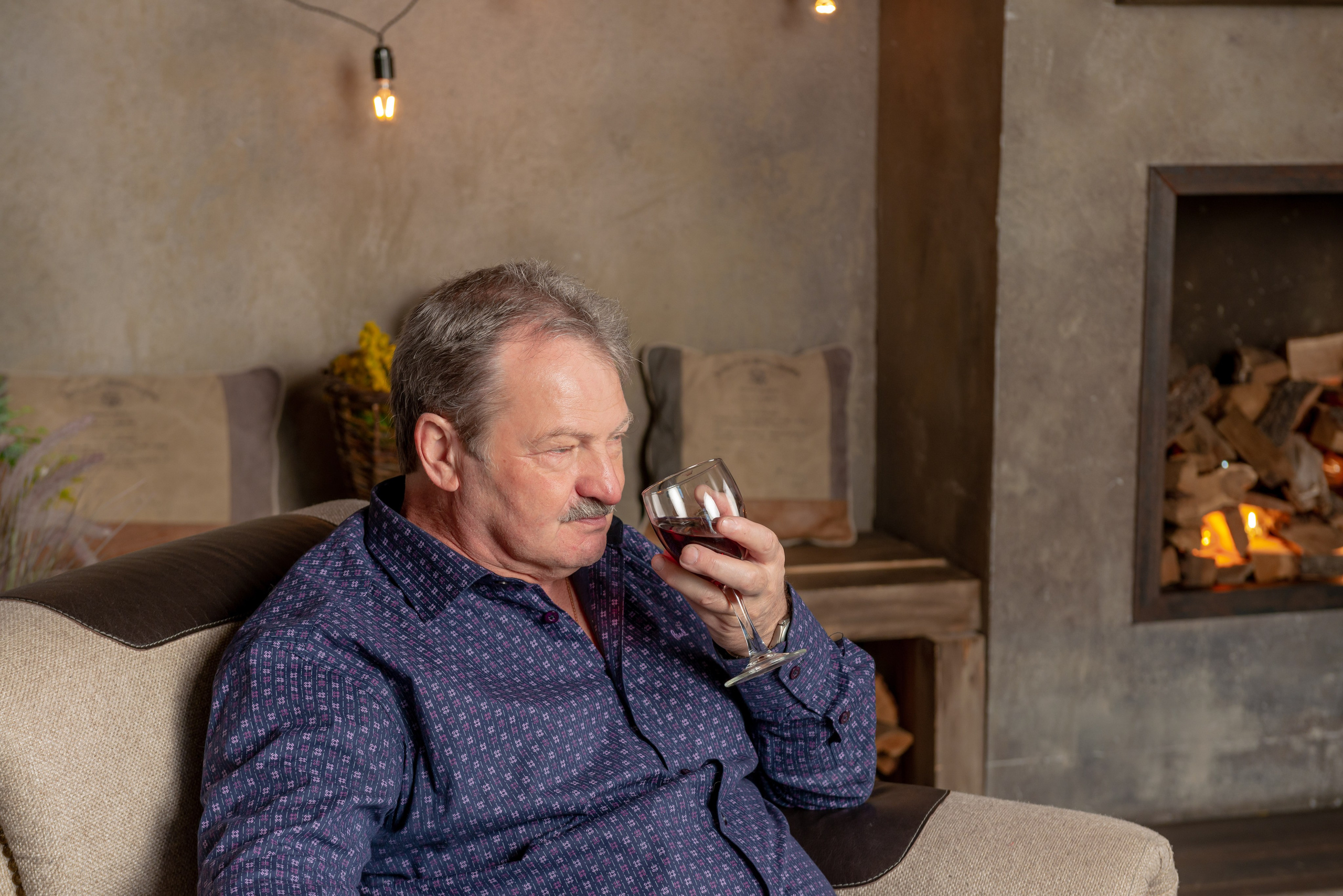 Photosession of a married couple in the studio. FOTÓGRAFO MÉXICO QUINTANA ROO