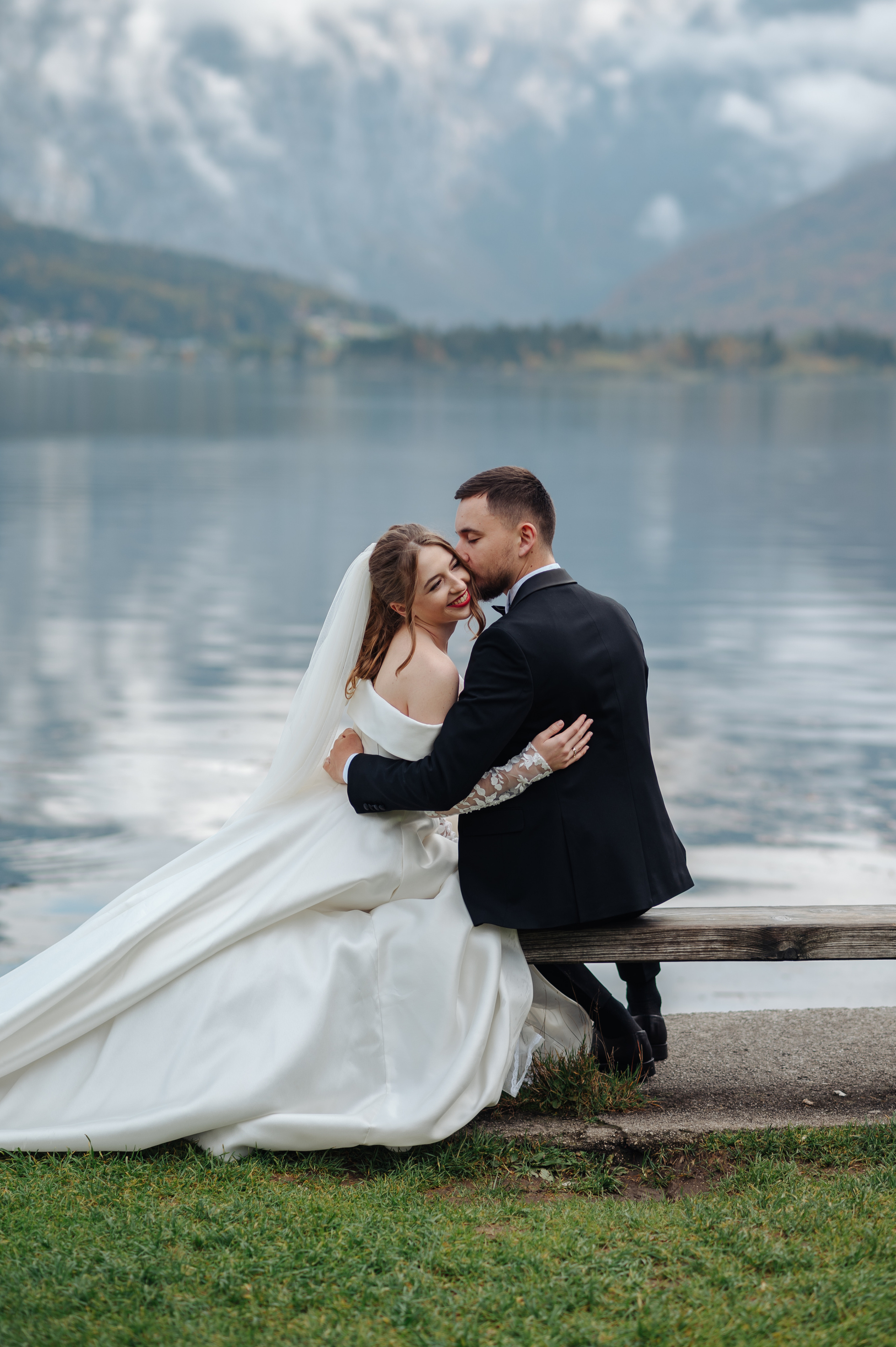 After Wedding shooting in Hallstatt, Austria
