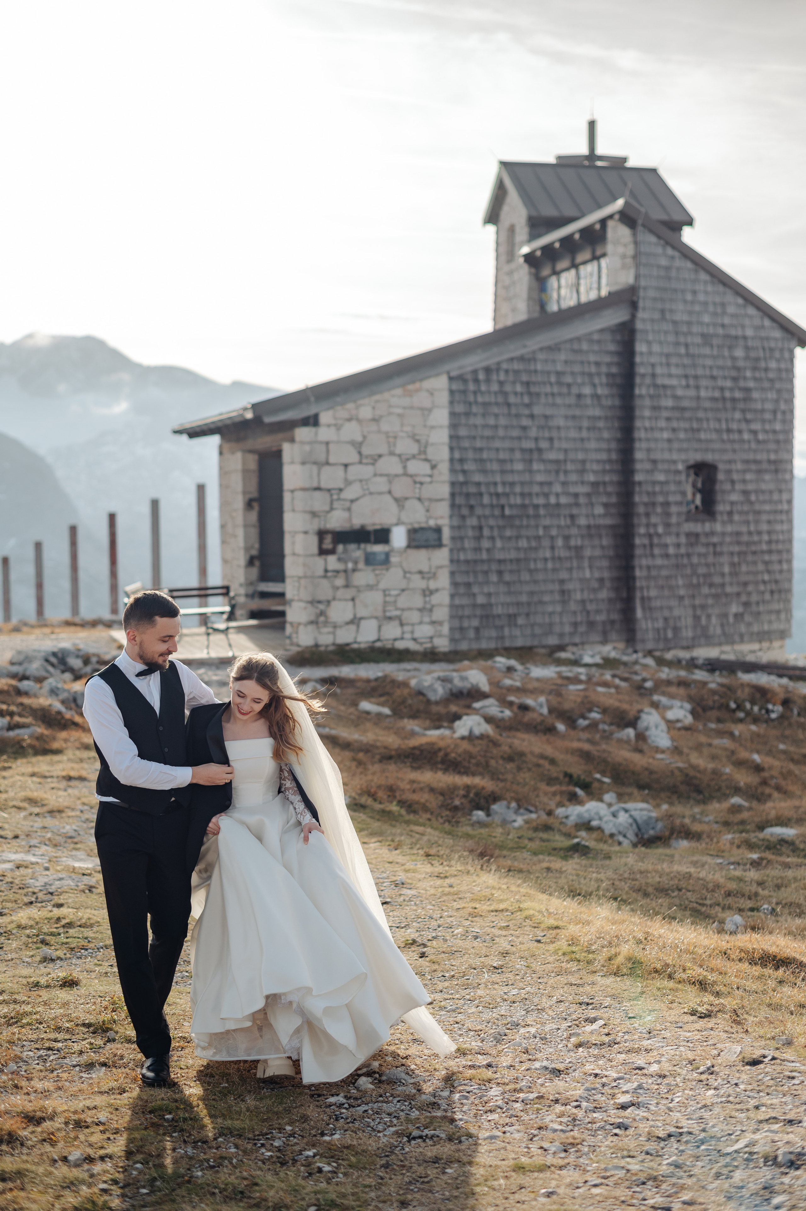After Wedding shooting in Hallstatt, Austria