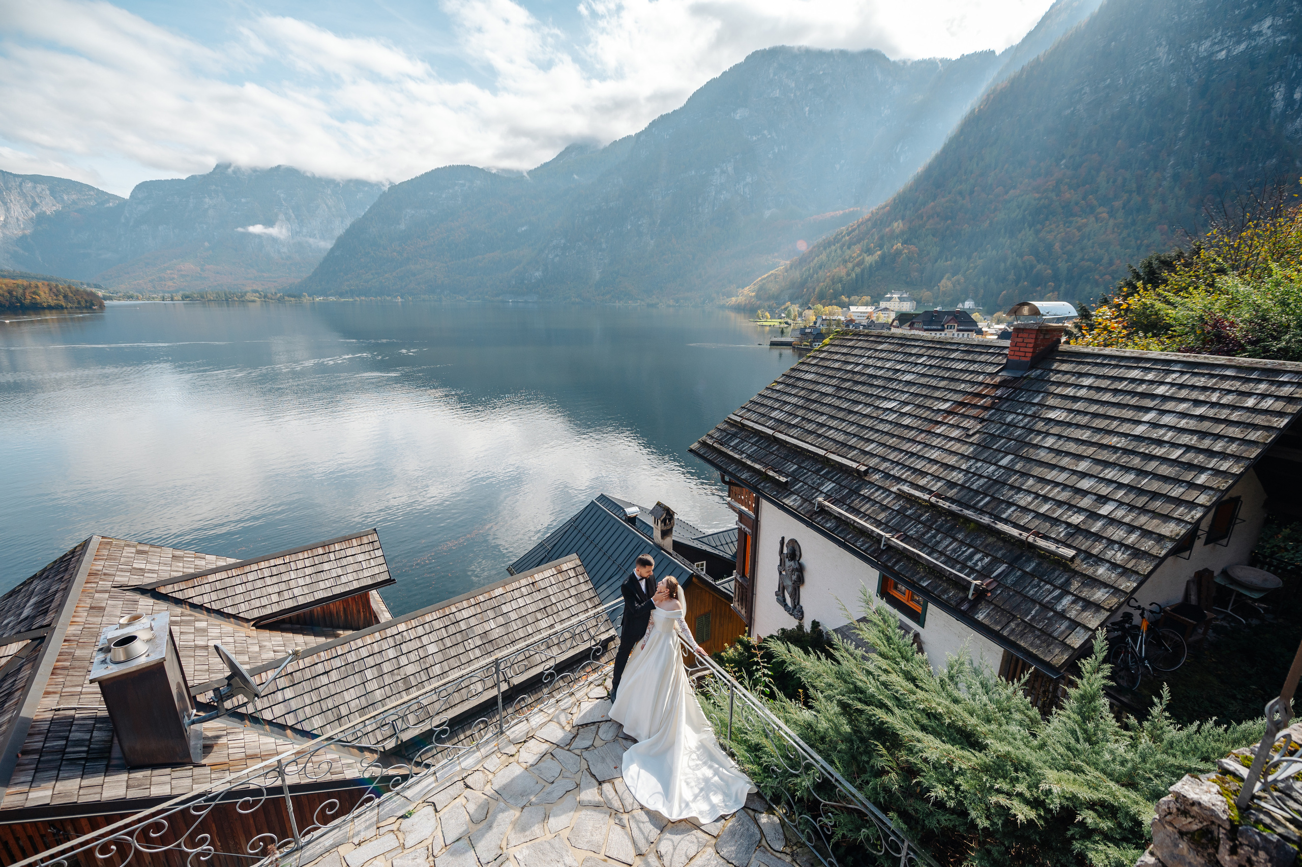 After Wedding shooting in Hallstatt, Austria