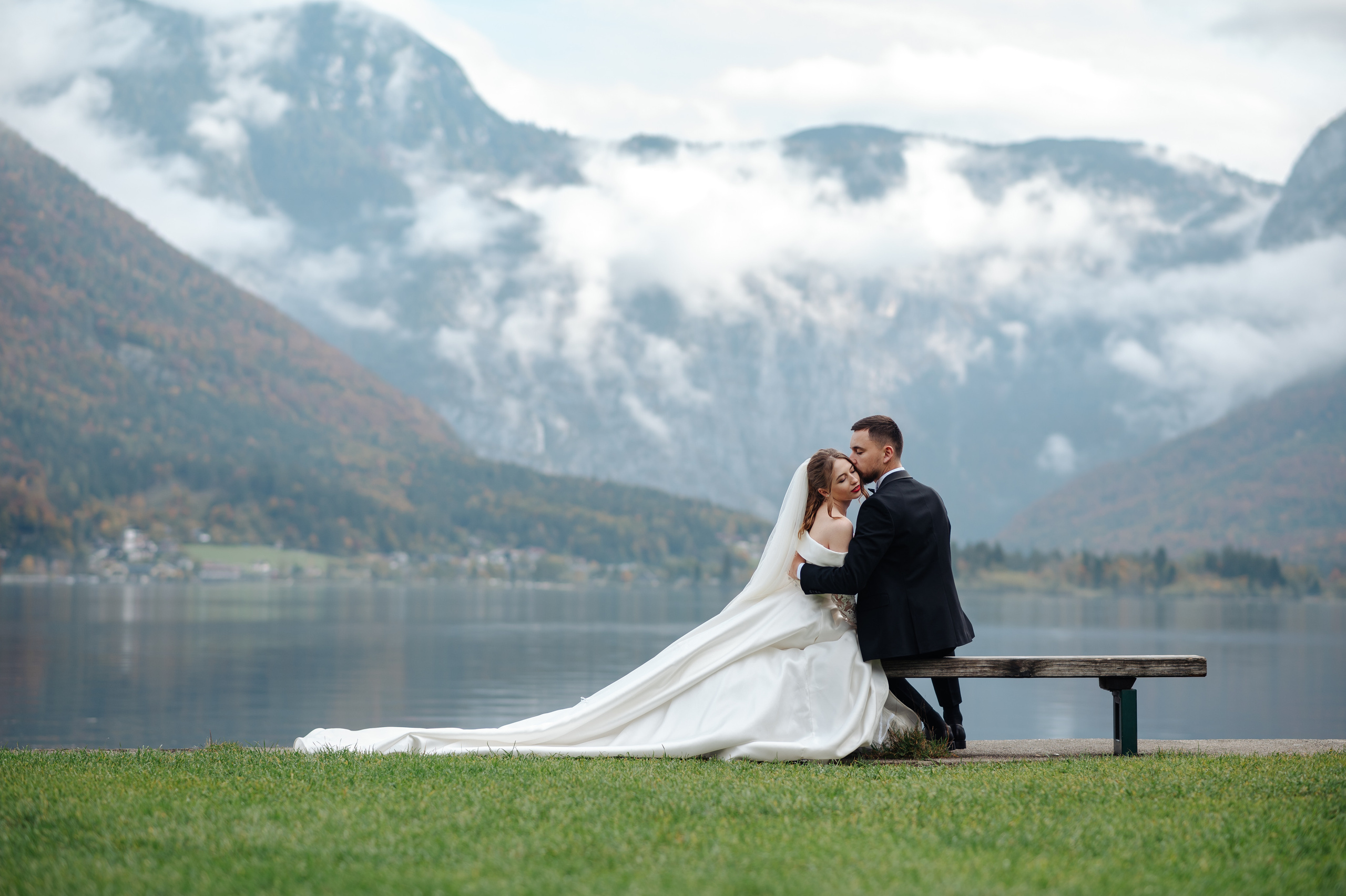 After Wedding shooting in Hallstatt, Austria