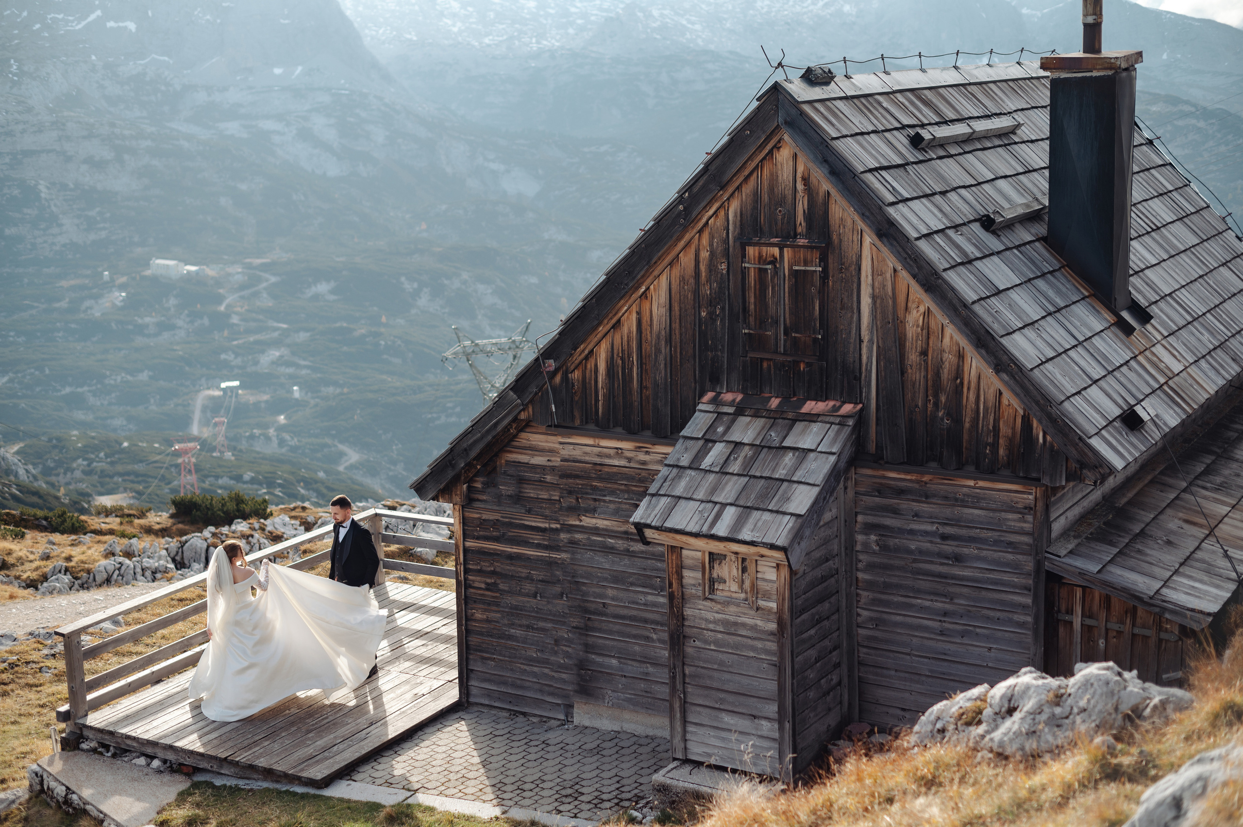 After Wedding shooting in Hallstatt, Austria