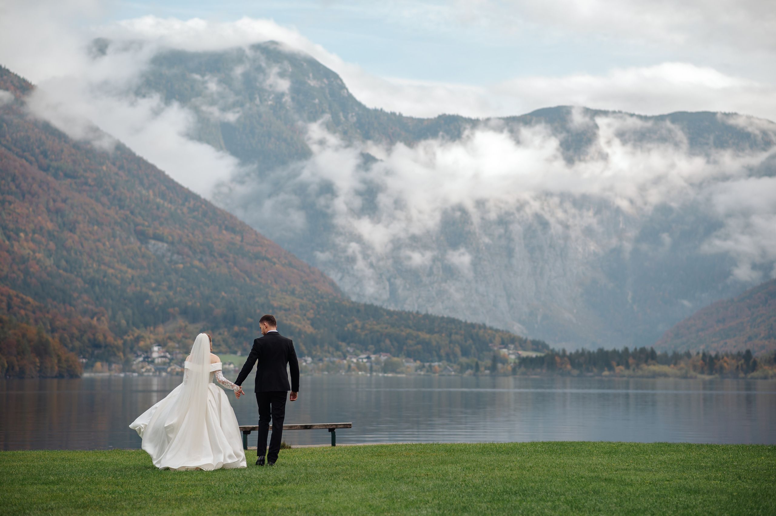 After Wedding shooting in Hallstatt, Austria