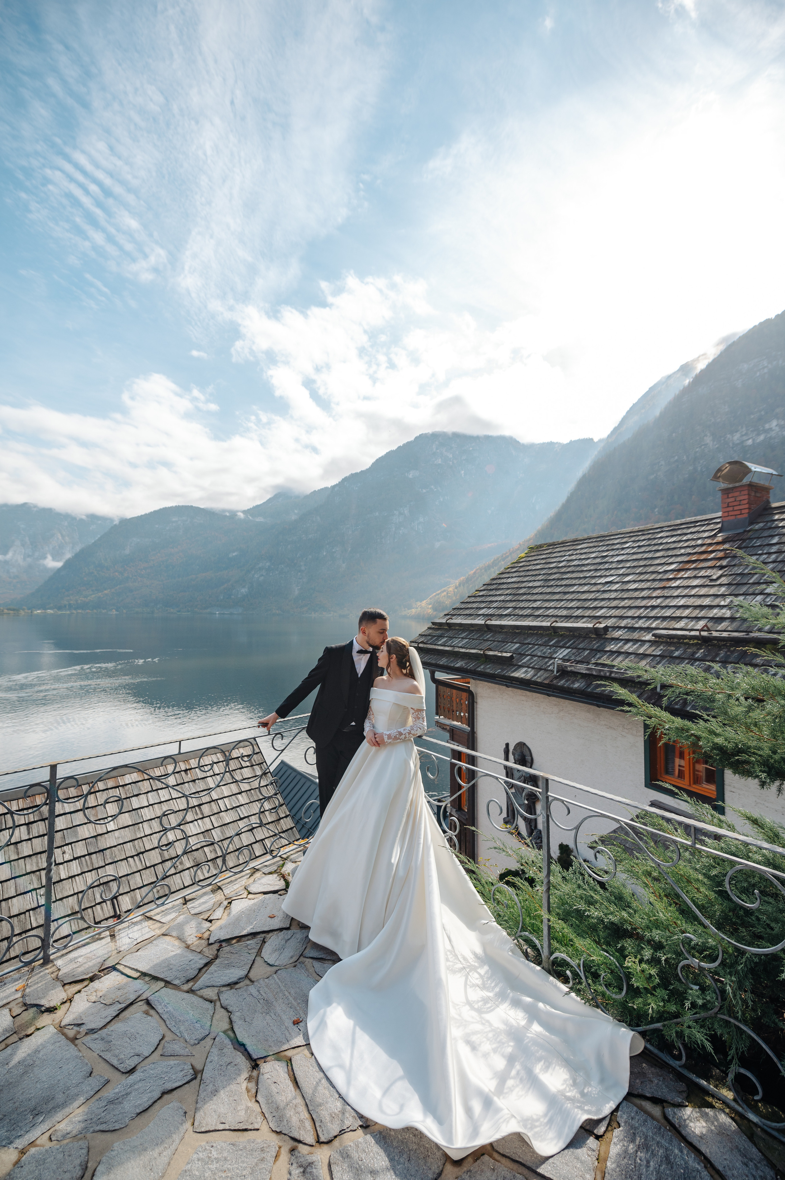 After Wedding shooting in Hallstatt, Austria