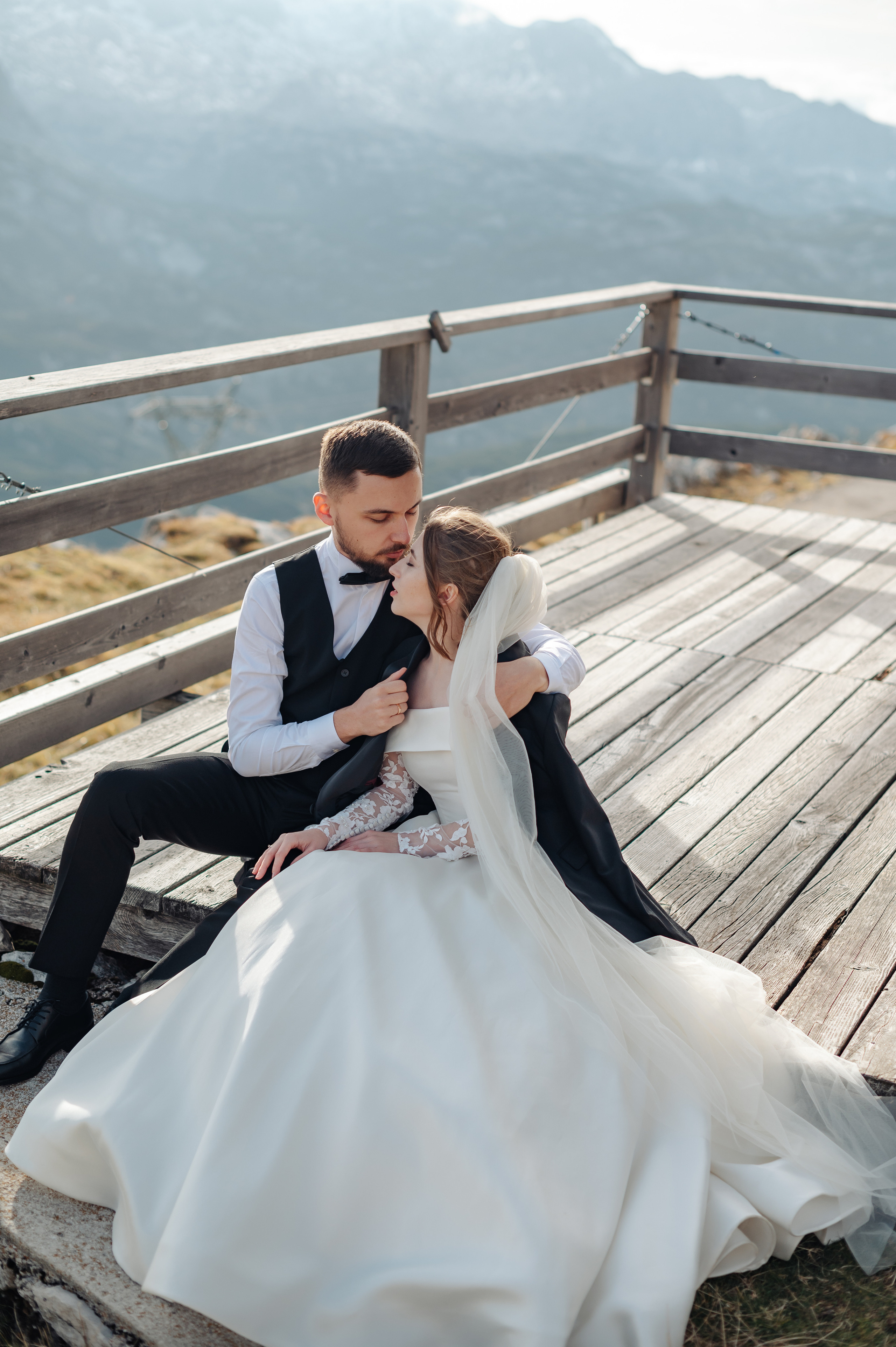 After Wedding shooting in Hallstatt, Austria