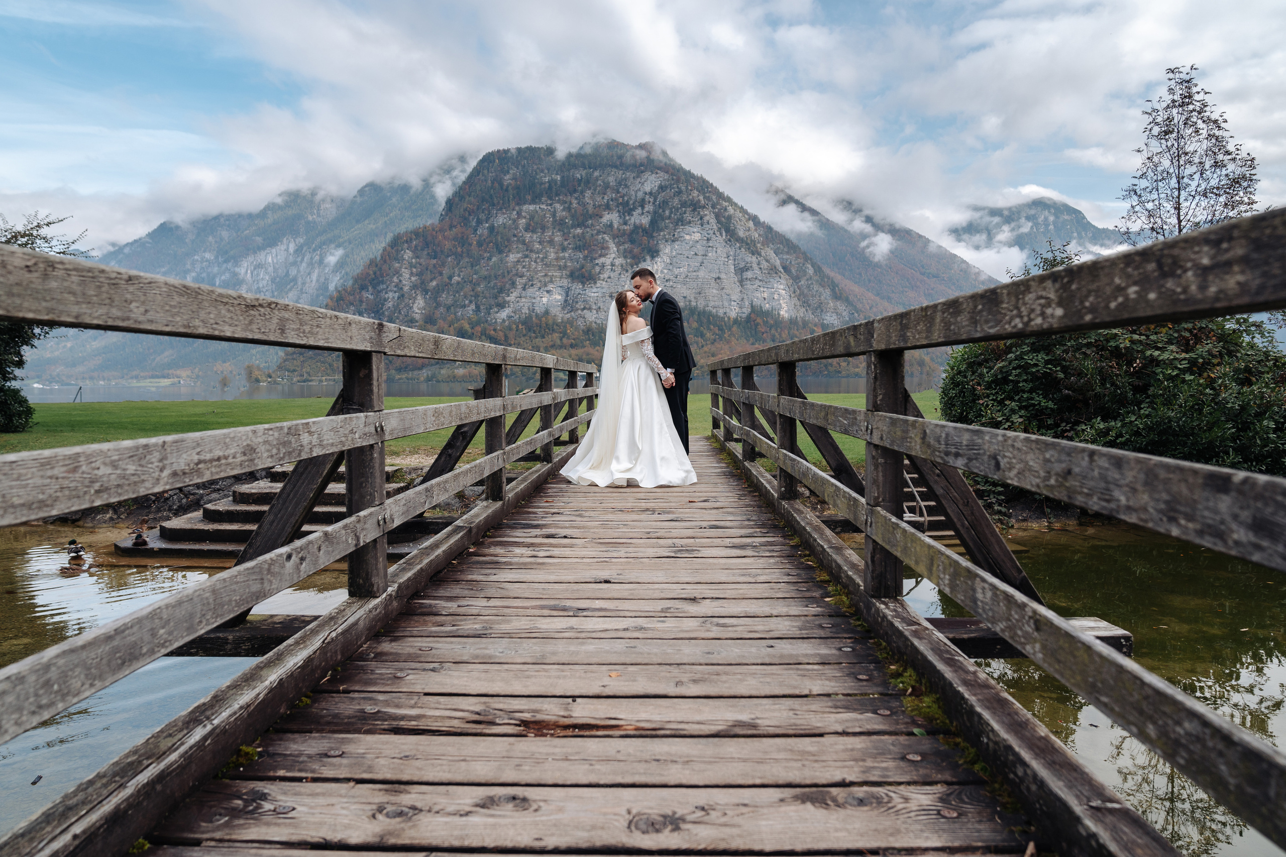 After Wedding shooting in Hallstatt, Austria