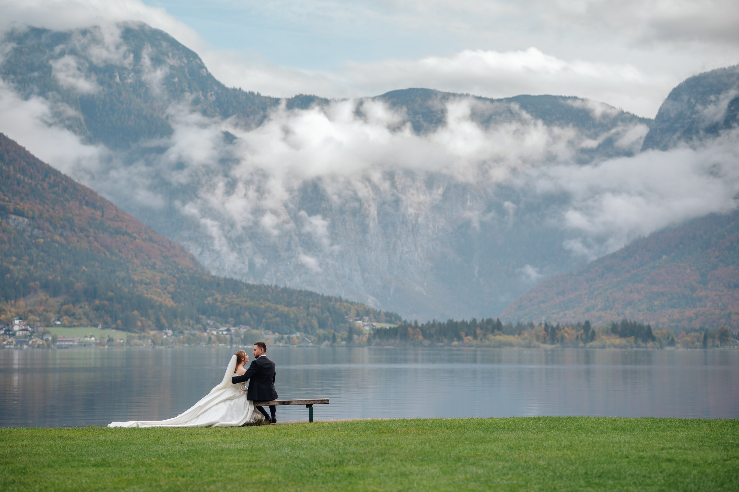 After Wedding shooting in Hallstatt, Austria