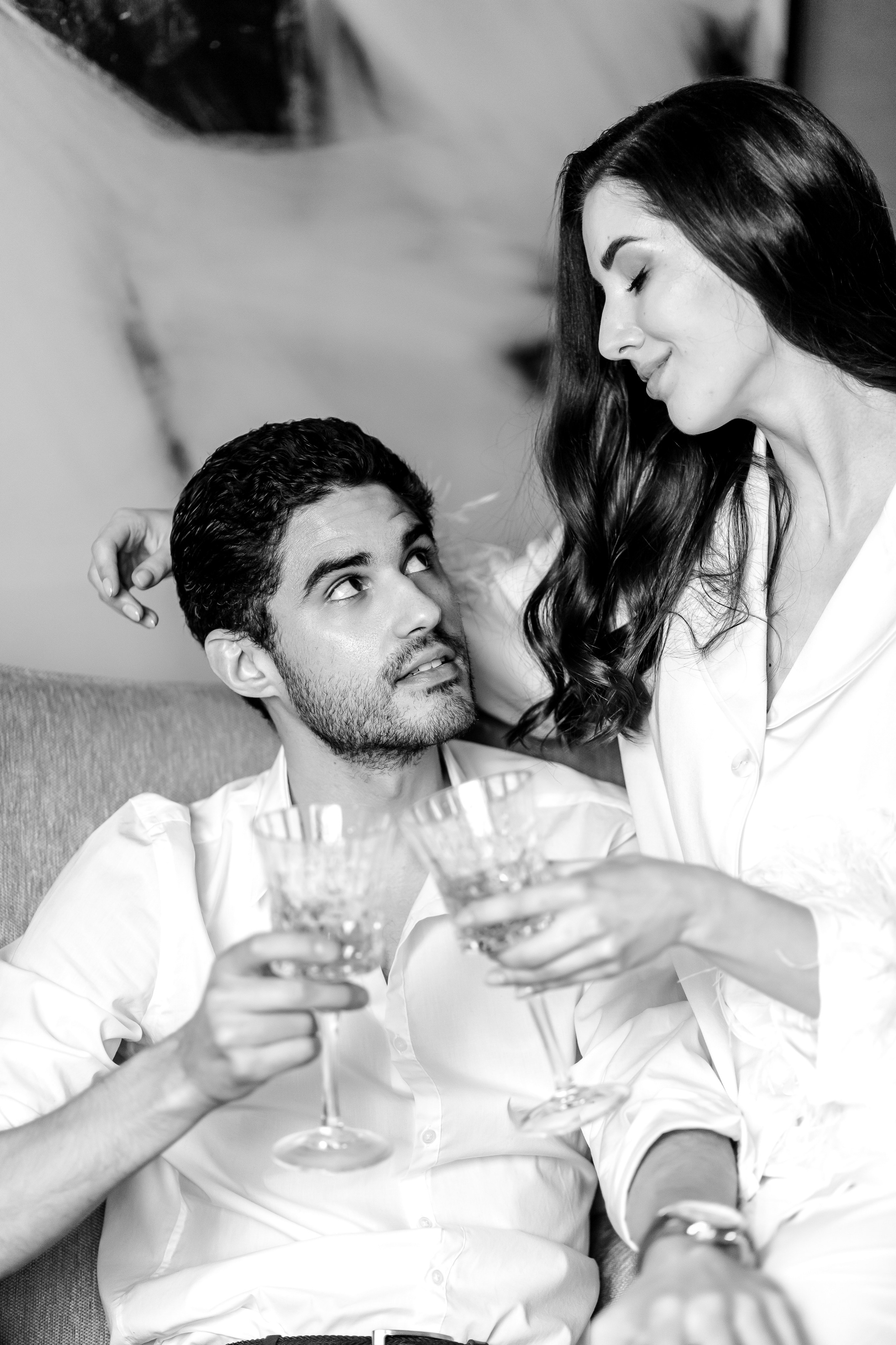 Getting Ready im Ritz Carlton Berlin: Ein zauberhafter Start in den Hochzeitstag. Hochzeitsfotografie in Berlin Nataliia Schütze