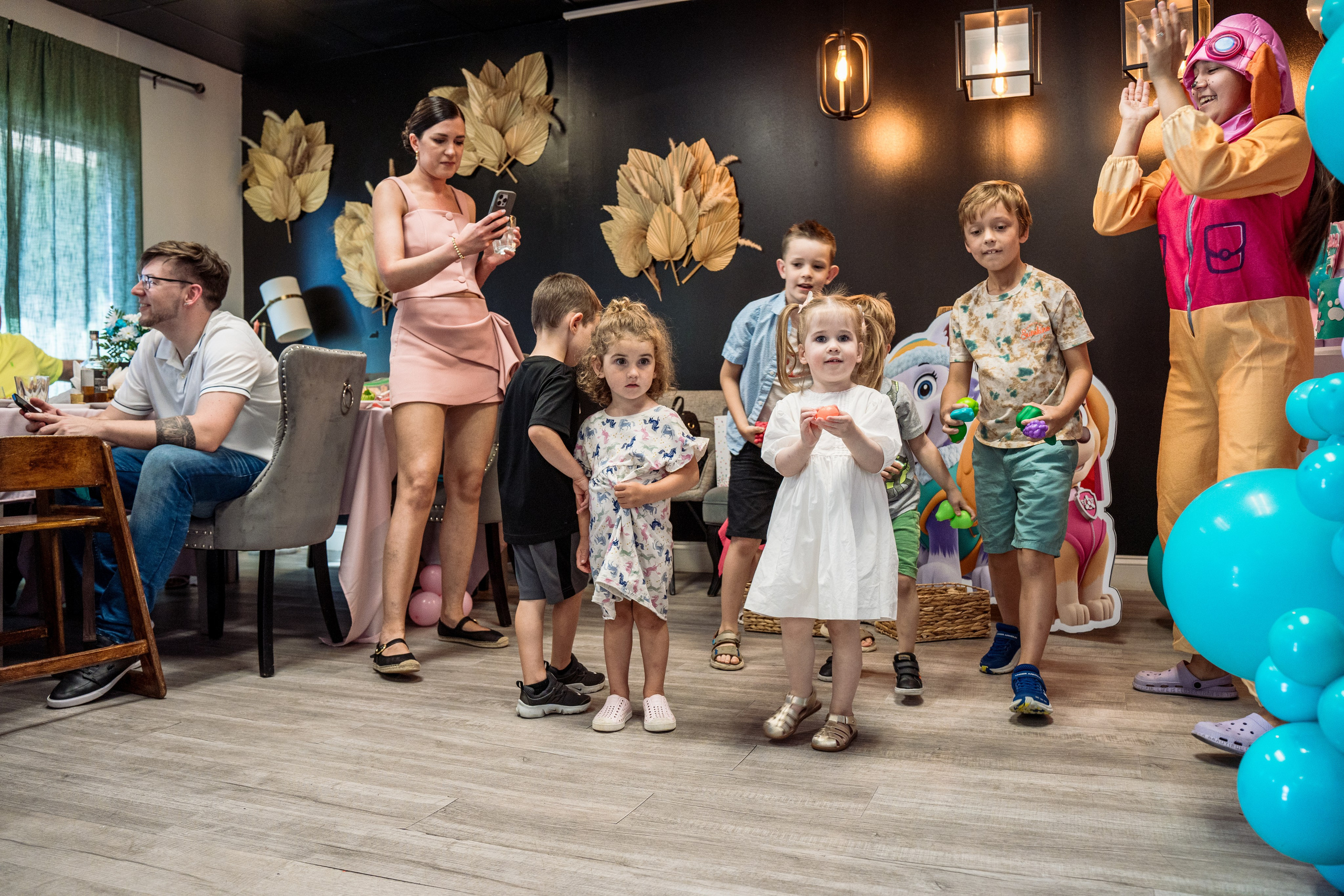 Kids Birthday Party Photography – Fun & Joyful Moments. Alisa Tant — Family and newborn photographer Bucks County, Montgomery county, Philadelphia, NJ