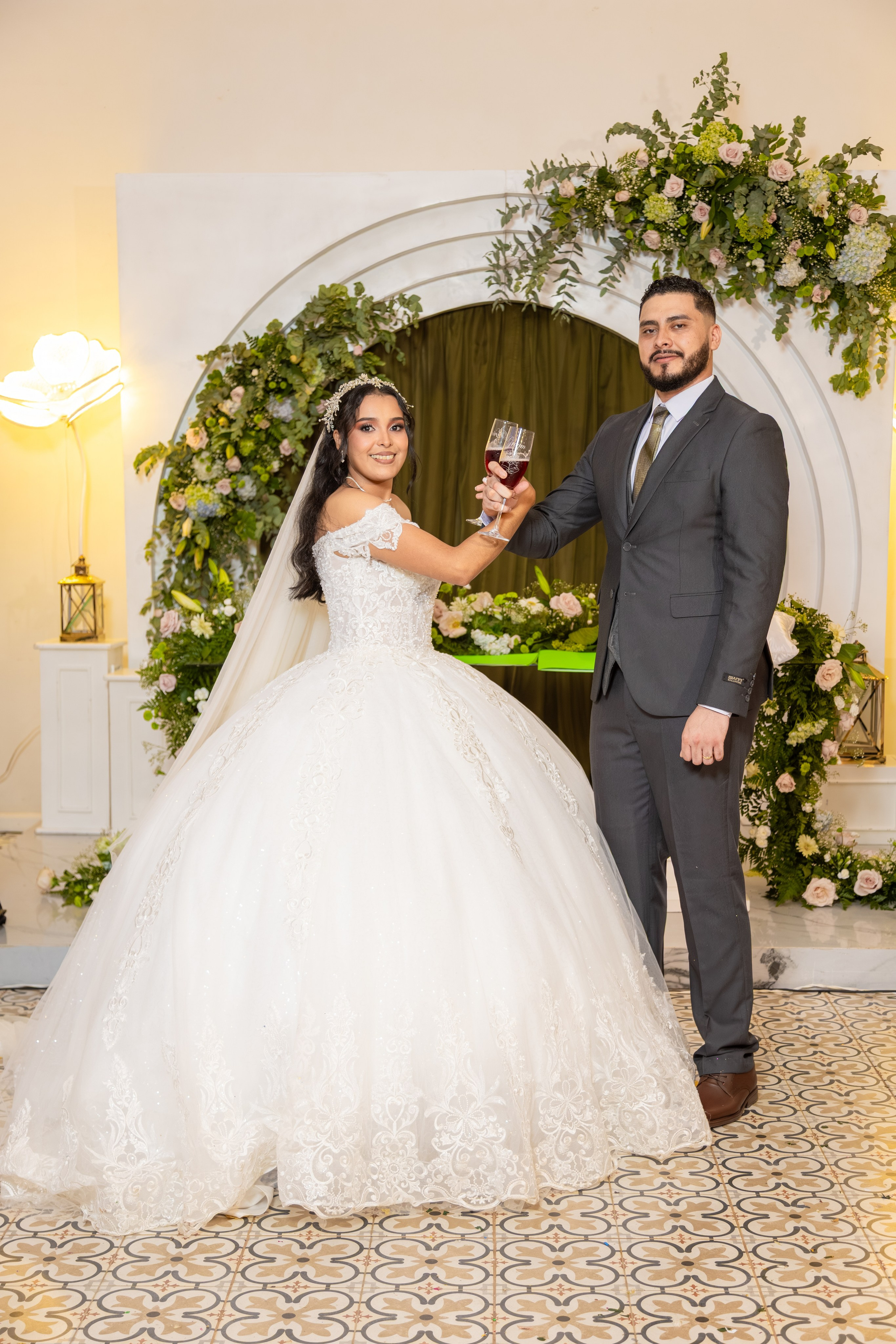 La mejor fotografía de Bodas y XV años en Olancho. Estudio Fotográfico Jafet