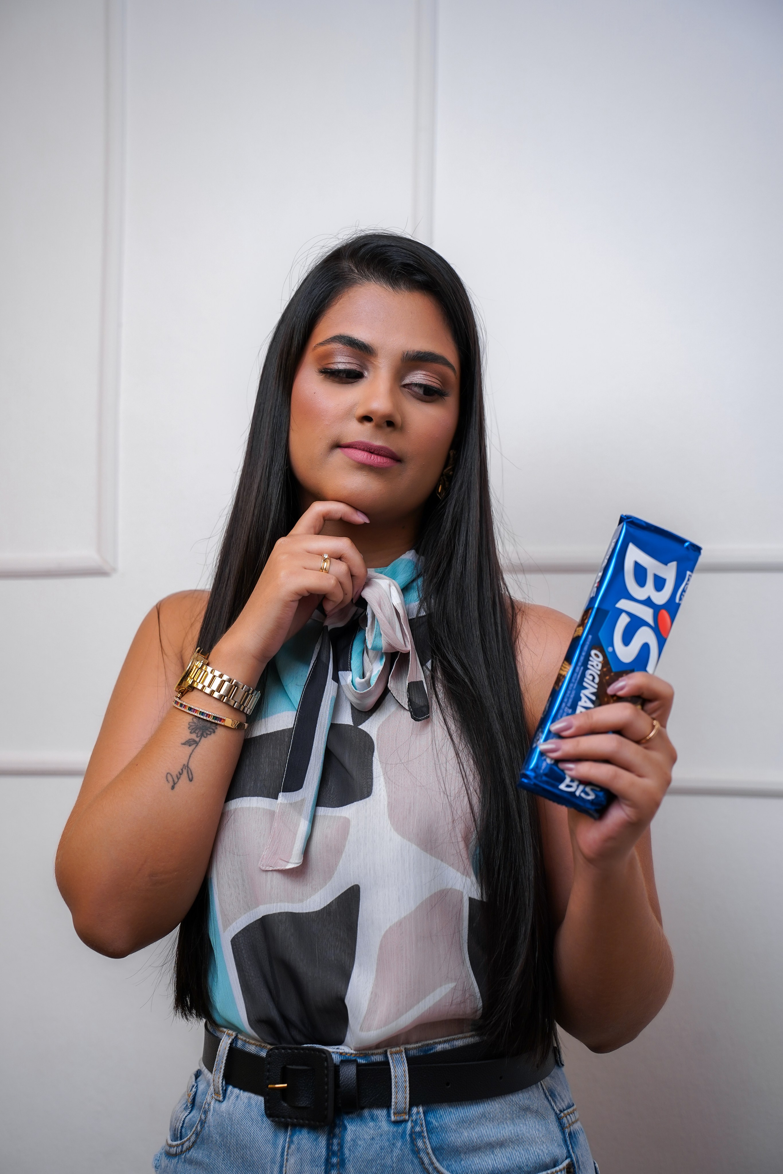 Institucionais. Início