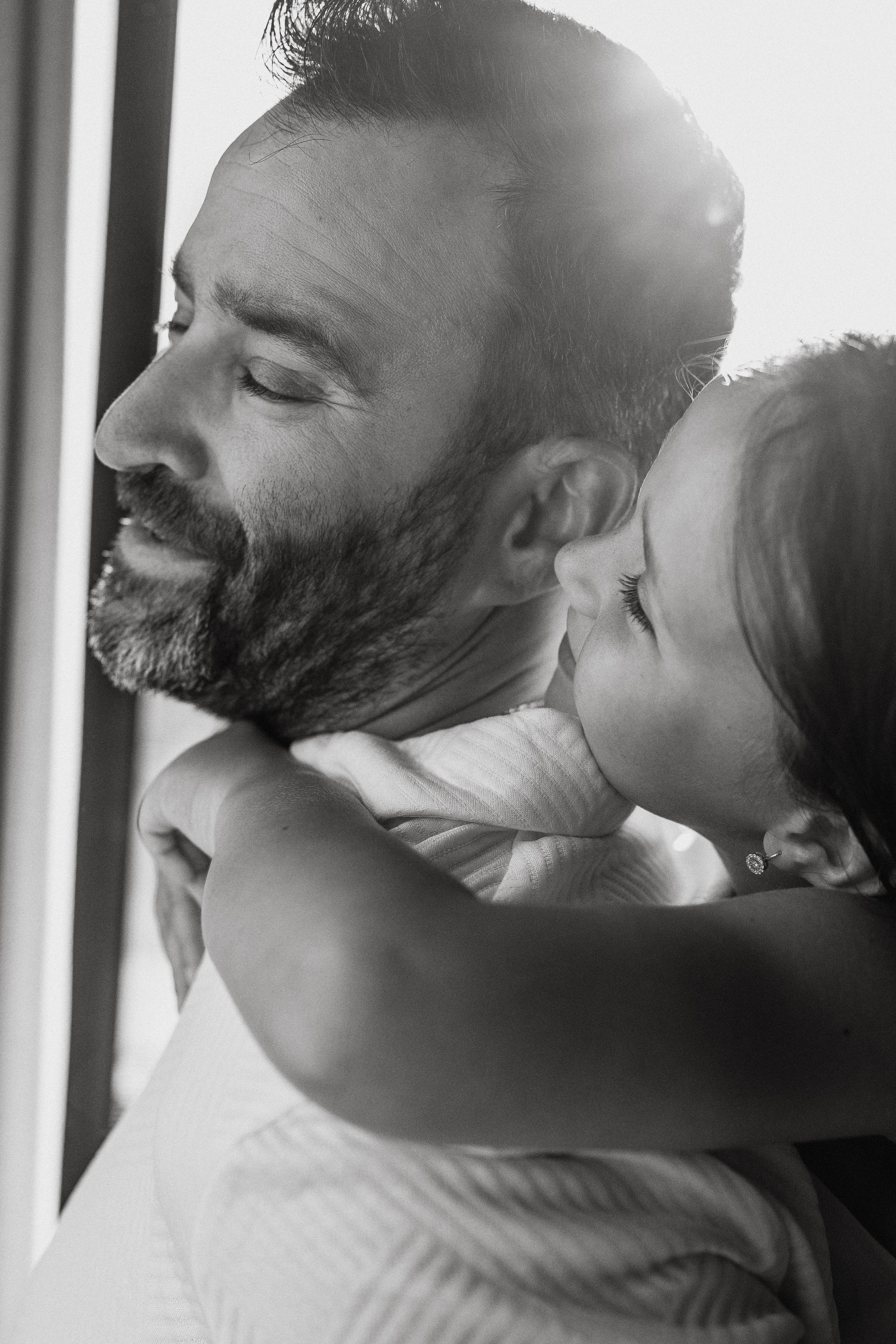 Cozy Family Photography at Home – Heartwarming & Relaxed. Alisa Tant — Family and newborn photographer Bucks County, Montgomery county, Philadelphia, NJ