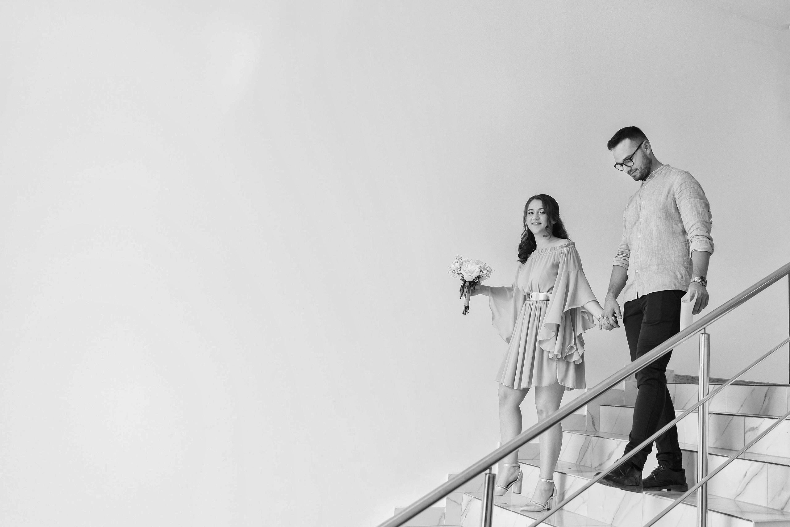 - nunta--fotograf-profesionist-botosani - fotografie-nunta-romantica - imagini-nunta-in-natura-alin-chirila-fotograf - fotografii-cuplu-indragostit-nunta-botosani - sedinta-foto-miri-andrei-iustina-alinofotostudio - amintiri-din-nunta-realizate-de-fotograf-profesionist - povestea-nuntii-andrei-si-iustina-in-imagini-alinofotostudio-fotograf evenimente- evenimente Botoșani -fotograf Suceava - fotograf Iași- servicii foto. servicii foto Botoșani. servicii foto video Botoșani. fotograf nunta. fotograf evenimente. fotograf nunta Botoșani. Alin chirila. Alin chirila fotograf. Alinofotostudio.- servicii foto. servicii foto Botoșani. servicii foto video Botoșani. fotograf nunta. fotograf evenimente. fotograf nunta Botoșani. Alin chirila. Alin chirila fotograf. Alinofotostudio.fotograf stare civilă,poze stare civilă,album foto stare civilă,servicii foto suceava,fotograf evenimente suceava,fotograf nuntă suceava,poze cununie civilă,ședință foto stare civilă,sesiune foto suceava,fotograf profesionist suceava,fotograf botosani,stare civila botosani,alinofotostudio,alin chirila fotograf.servicii foto. servicii foto Botoșani. servicii foto video Botoșani. fotograf nunta. fotograf evenimente. fotograf nunta Botoșani. Alin chirila. Alin chirila fotograf. Alinofotostudio.fotograf stare civilă,poze stare civilă,album foto stare civilă,servicii foto suceava,fotograf evenimente suceava,fotograf nuntă suceava,poze cununie civilă,ședință foto stare civilă,sesiune foto suceava,fotograf profesionist suceava,fotograf botosani,stare civila povestitor prin fotografiebotosani,alinofotostudio,alin chirila fotograf,servicii foto. servicii foto Botoșani. servicii foto video Botoșani. fotograf nunta. fotograf evenimente. fotograf nunta Botoșani. Alin chirila. Alin chirila fotograf. Alinofotostudio.fotograf stare civilă,poze stare civilă,album foto stare civilă,servicii foto suceava,fotograf evenimente suceava,fotograf nuntă suceava,poze cununie civilă,ședință foto stare civilă,sesiune foto suceava,fotograf profesionist suceava,fotograf botosani,stare civila botosani,alinofotostudio,alin chirila fotograf,cununie religioasă botoșani,andreea și neculai,capela militară botoșani,foto conacul zăicești,fotograf nuntă botoșani,fotograf cununie religioasă,foto evenimente botoșani,poze cununie capela militară,ședință foto zăicești,fotograf profesionist botoșaniMire și mireasă – Sergiu & Liliana – ziua nunții, 2024 - Emoții în ziua nunții – Sergiu și Liliana - Dansul mirilor – fotografie artistică nuntă 2024 - Sedinta foto romantică în natură – Sergiu & Liliana - Rochia de mireasă și detalii de nuntă elegan-Album de cununie civilă Florin și Anda – Fotografii profesionale realizate de Alin Chirilă în Botoșani -fotograf prin fotografie-Ședință foto Trash the Dress pe muntele Rarău cu Iulian și Iuliana – fotografie de cuplu, natură montană, emoție autentică surprinsă de Alin Chirilă, povestitor prin fotografie.- "Iulian și Iuliana pe crestele Rarăului – fotografie Trash the Dress în natură" - "Cuplu îmbrățișat la apus pe muntele Rarău – ședință foto după nuntă" - "Rochie de mireasă în vânt pe munte – Trash the Dress Rarău-1. Iulian și Iuliana pe muntele Rarău – ședință foto Trash the Dress în natură, cu peisaj montan spectaculos 2. Cuplu în îmbrățișare pe Rarău – emoție autentică surprinsă după nuntă 3. Rochie de mireasă în bătaia vântului – fotografie artistică Trash the Dress în munți 4. Mire și mireasă privind spre orizont – dragoste și libertate pe muntele Rarău 5. Iuliana zâmbind în rochia de mireasă – portret în natură, Trash the Dress 6. Iulian ținându-și mireasa de mână – ședință foto romantică pe munte 7. Detaliu cu rochia pe stâncă – estetică naturală Trash the Dress Rarău 8. Cuplu în mers pe poteca Rarăului – fotografie simbolică de după nuntă 9. Apus de soare pe Rarău în spatele mirilor – imagine de poveste Trash the Dress 10. Iulian și Iuliana râzând împreună – momente autentice surprinse de Alin Chirilă, povestitor prin fotografie