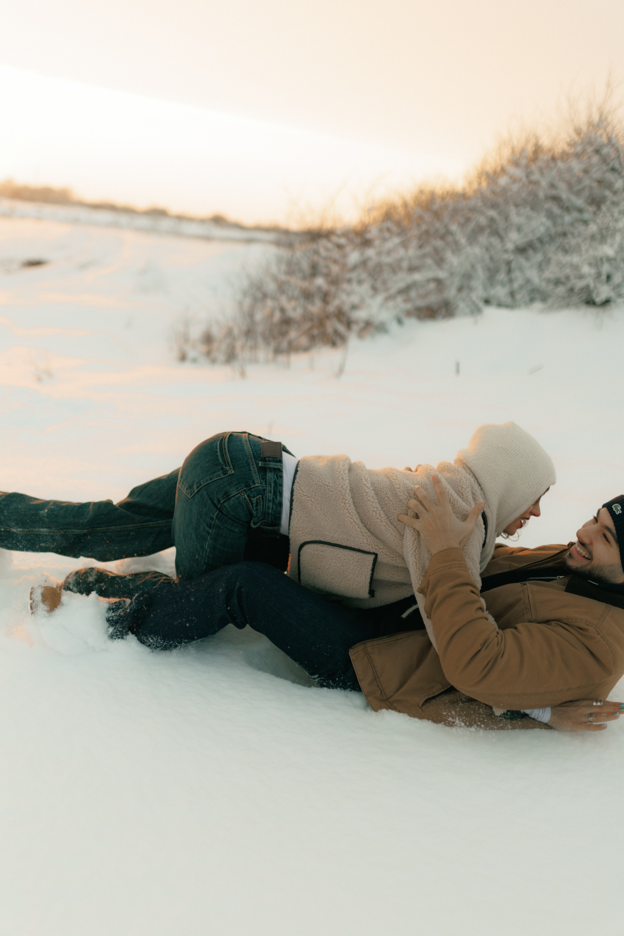 Snowy. Wedding photographer and videographer based in Timisoara, Romania
