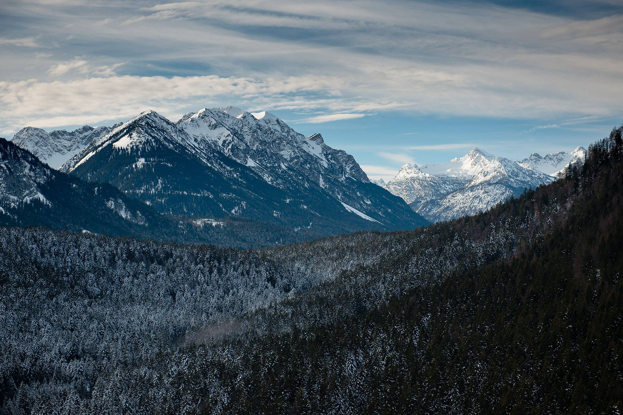 Neuschwanstein I Highline179 I Zugspitze
