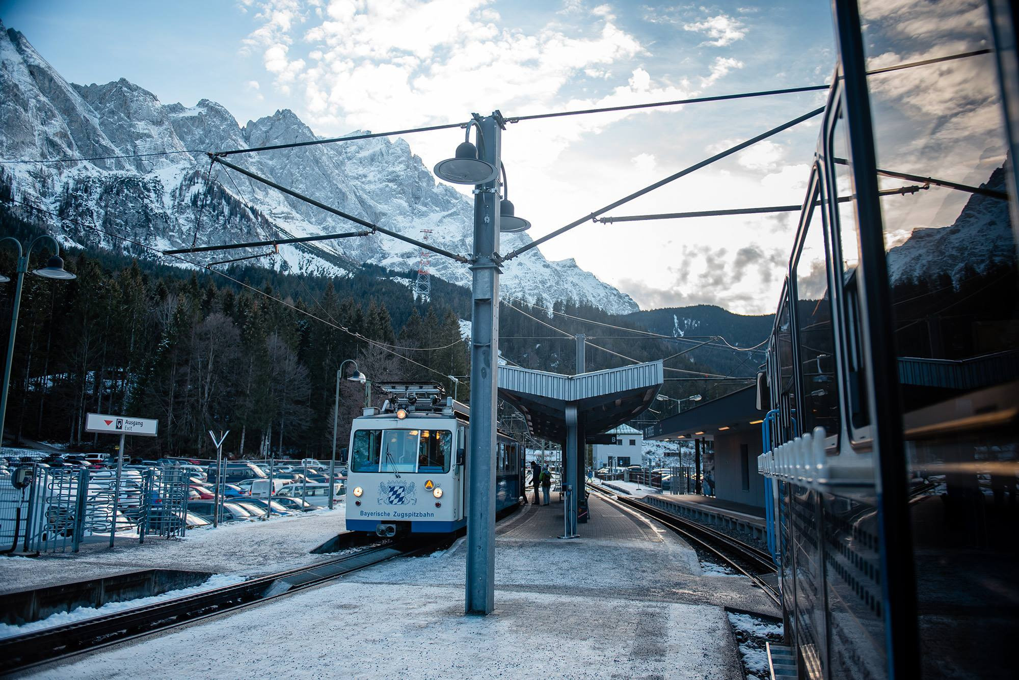 Neuschwanstein I Highline179 I Zugspitze