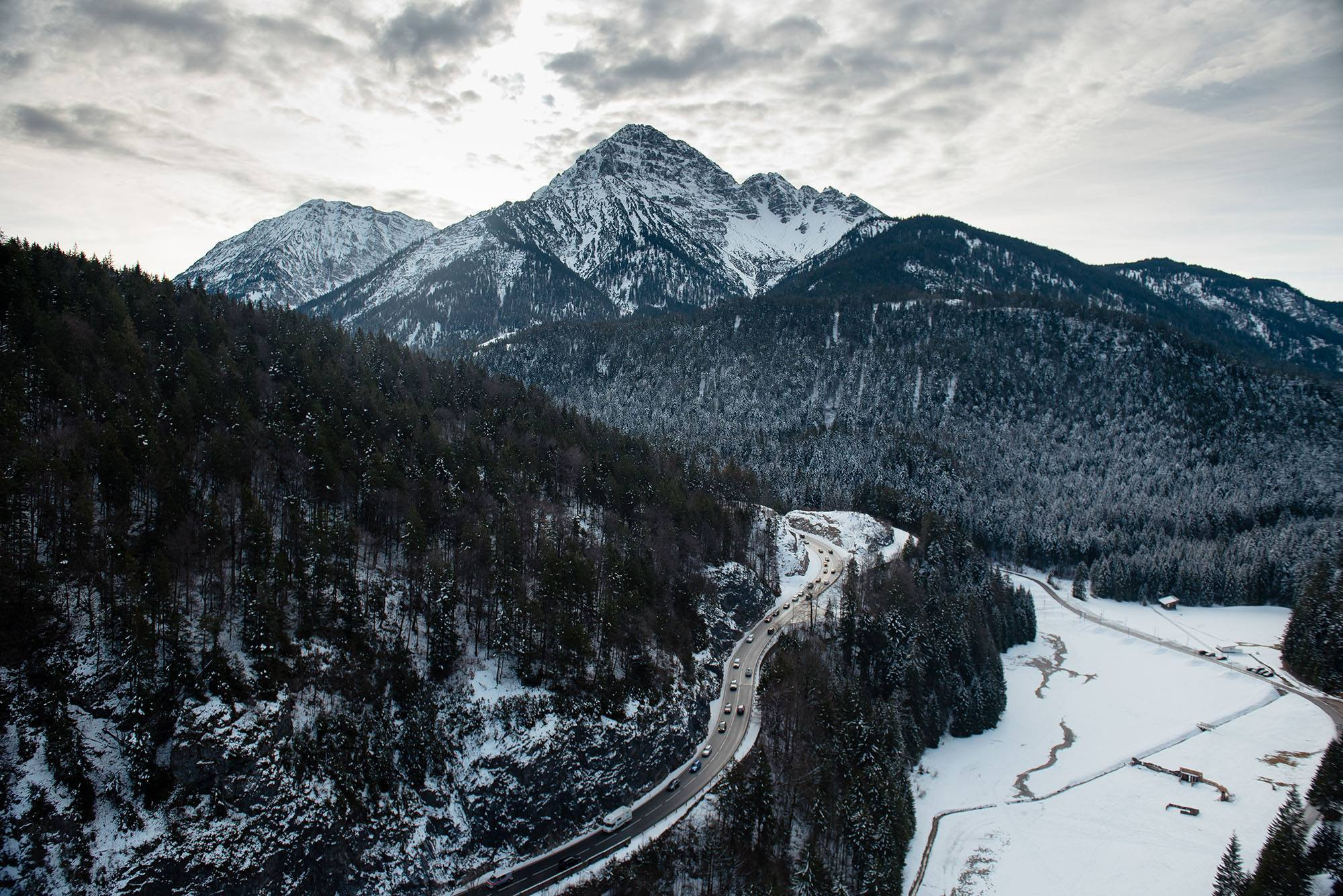 Neuschwanstein I Highline179 I Zugspitze