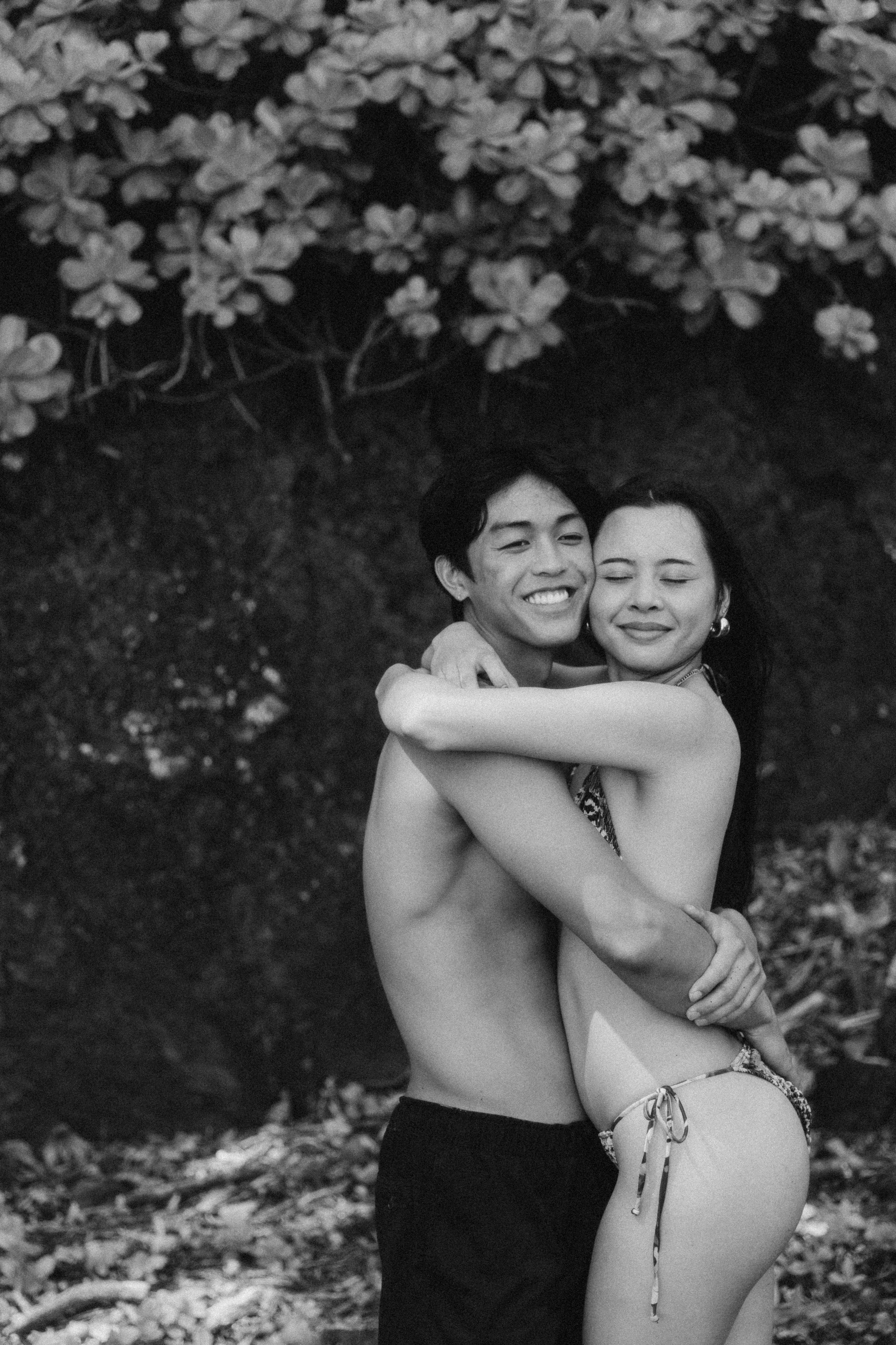 Hawaii Couples & Portrait Photographer | Oahu & Kauai Sessions