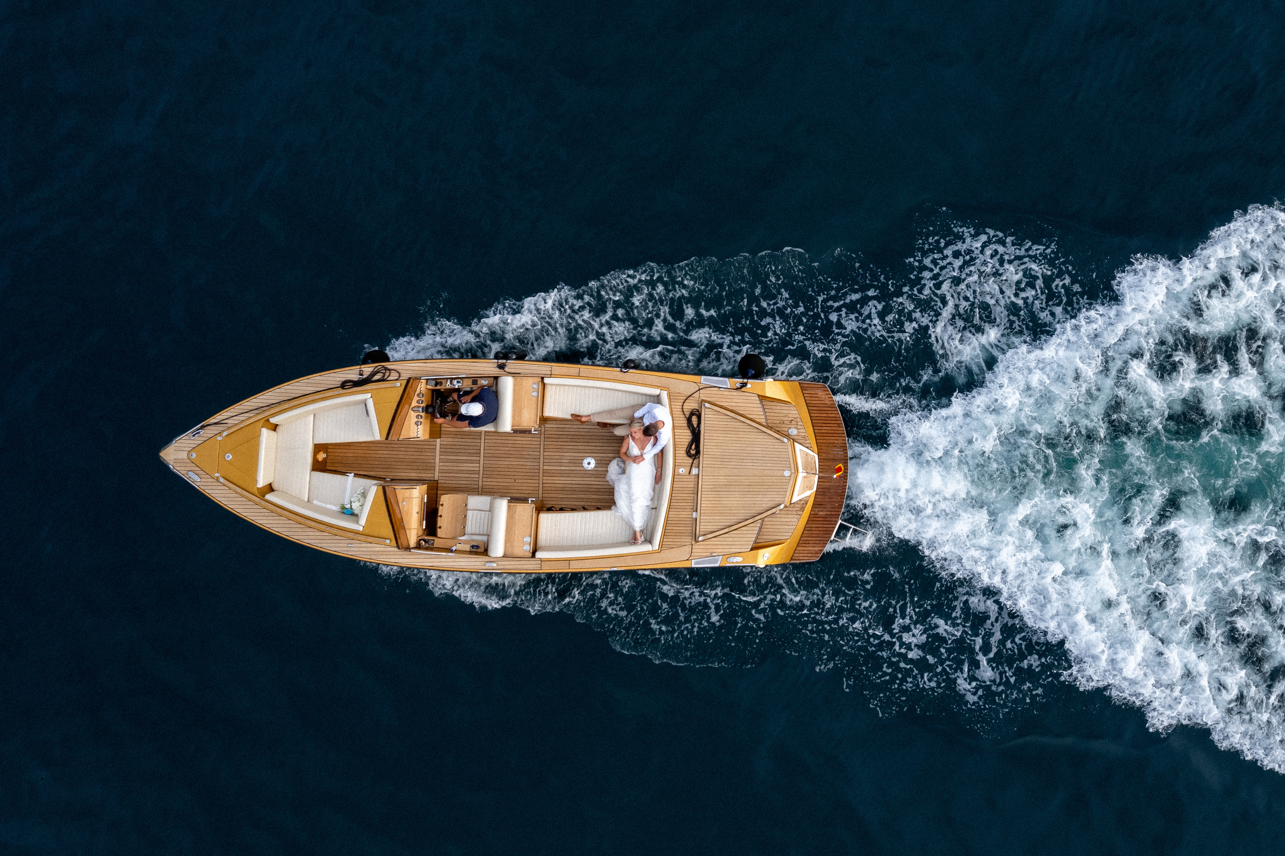 Huur een boot voor fotoshoots in Montenegro