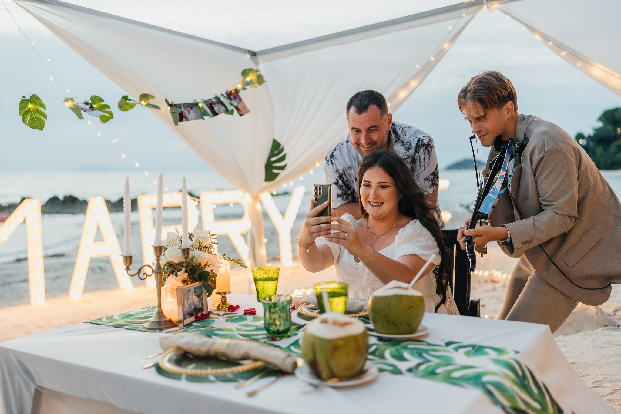 Live music. Romantic proposal on Koh Samui, Thailand