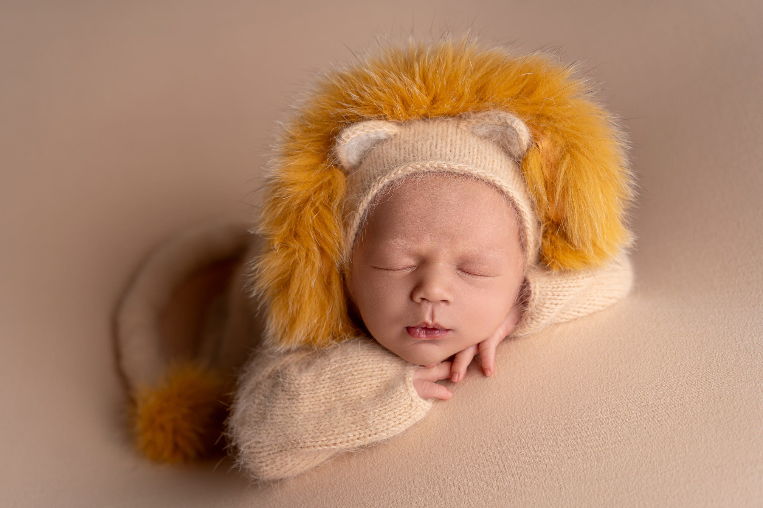 Neugeborenenfotos in Berlin – Studio oder bei Ihnen zu Hause