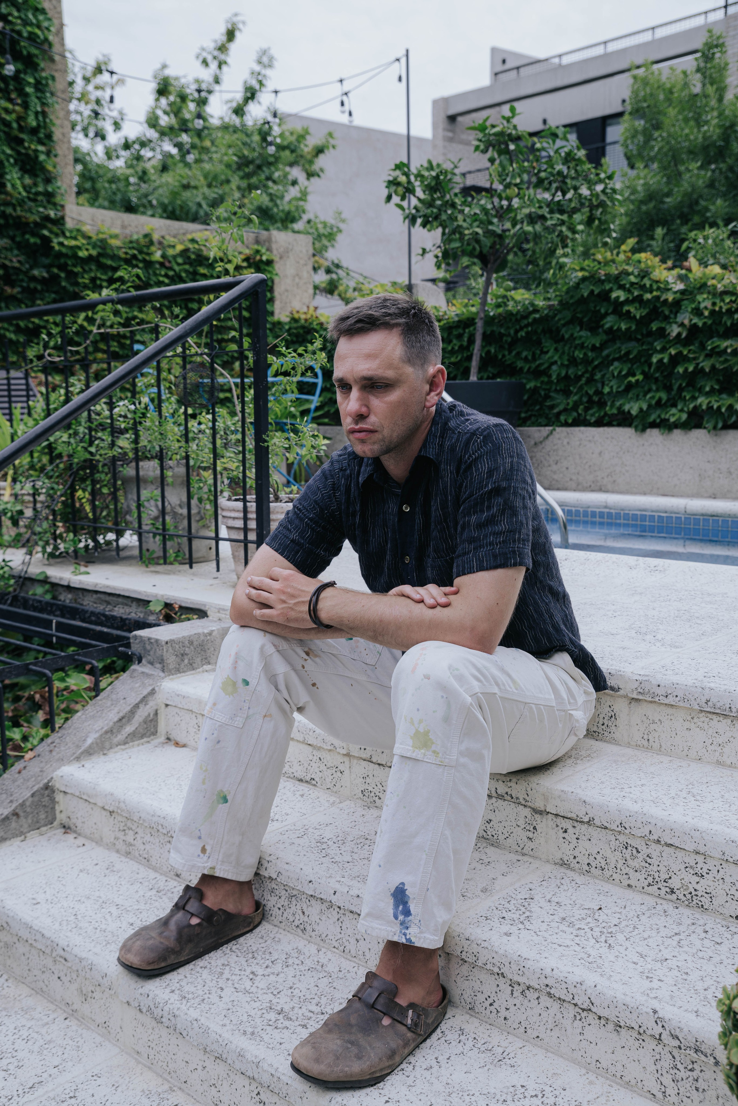 Docdocdoc. Visiting a Friend. Photographer @elmirkami in the city of Buenos Aires