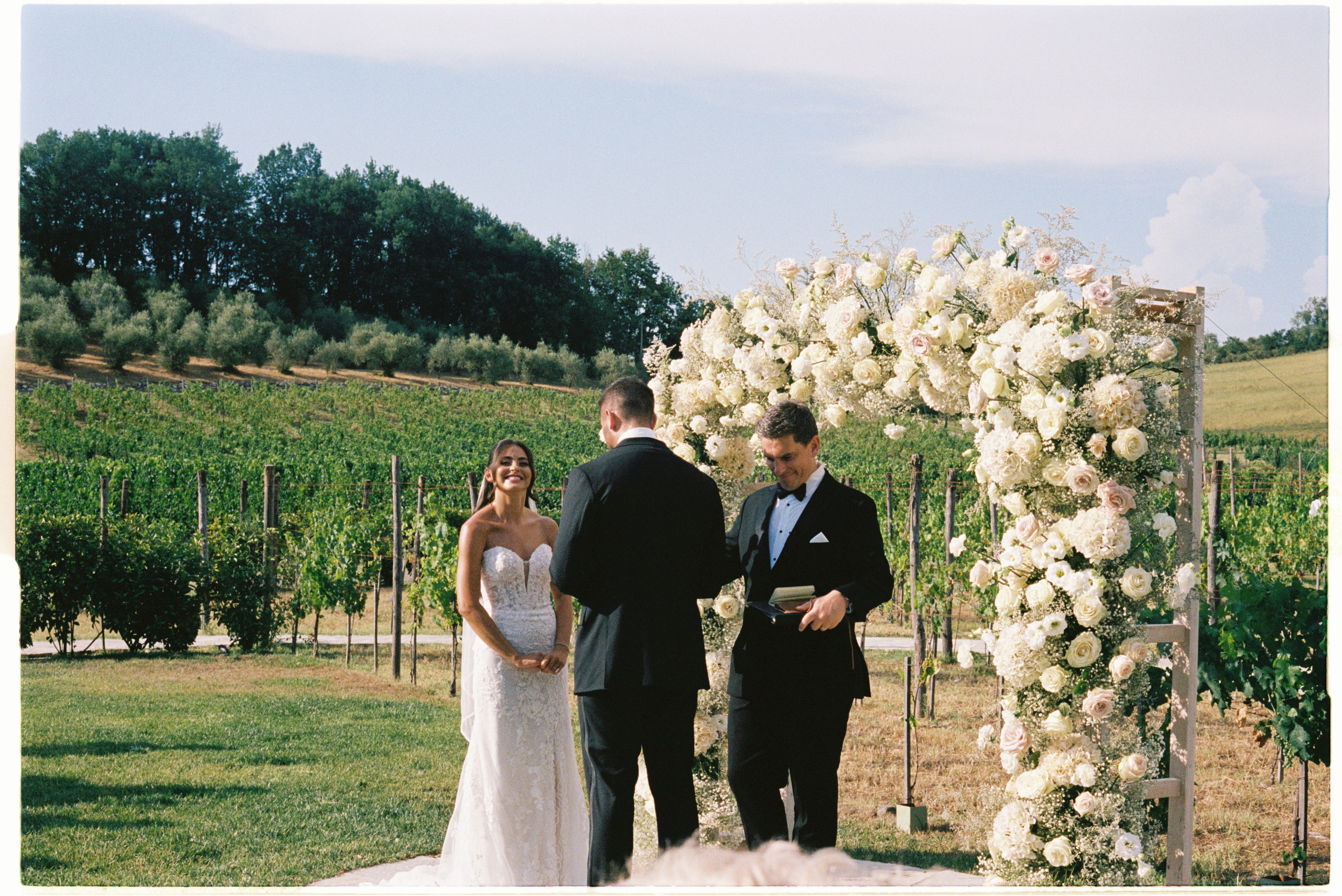 Sara Luca | Digital+Film wedding Photographer | Italy and Europe