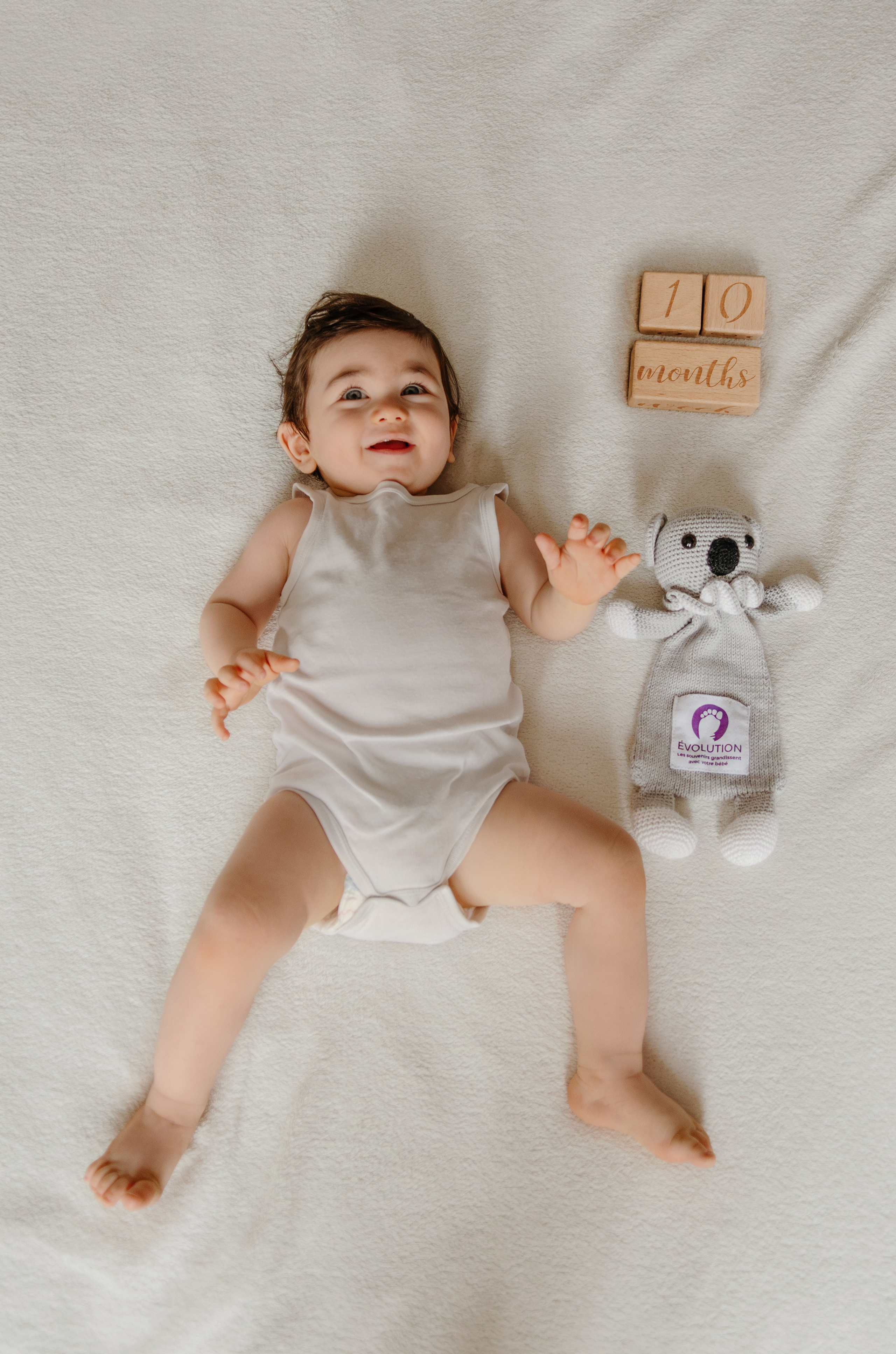 Exemples de séances photo bébé & famille à Toulouse — Evolution. Evolution — projet photo du premier an de bébé à Toulouse