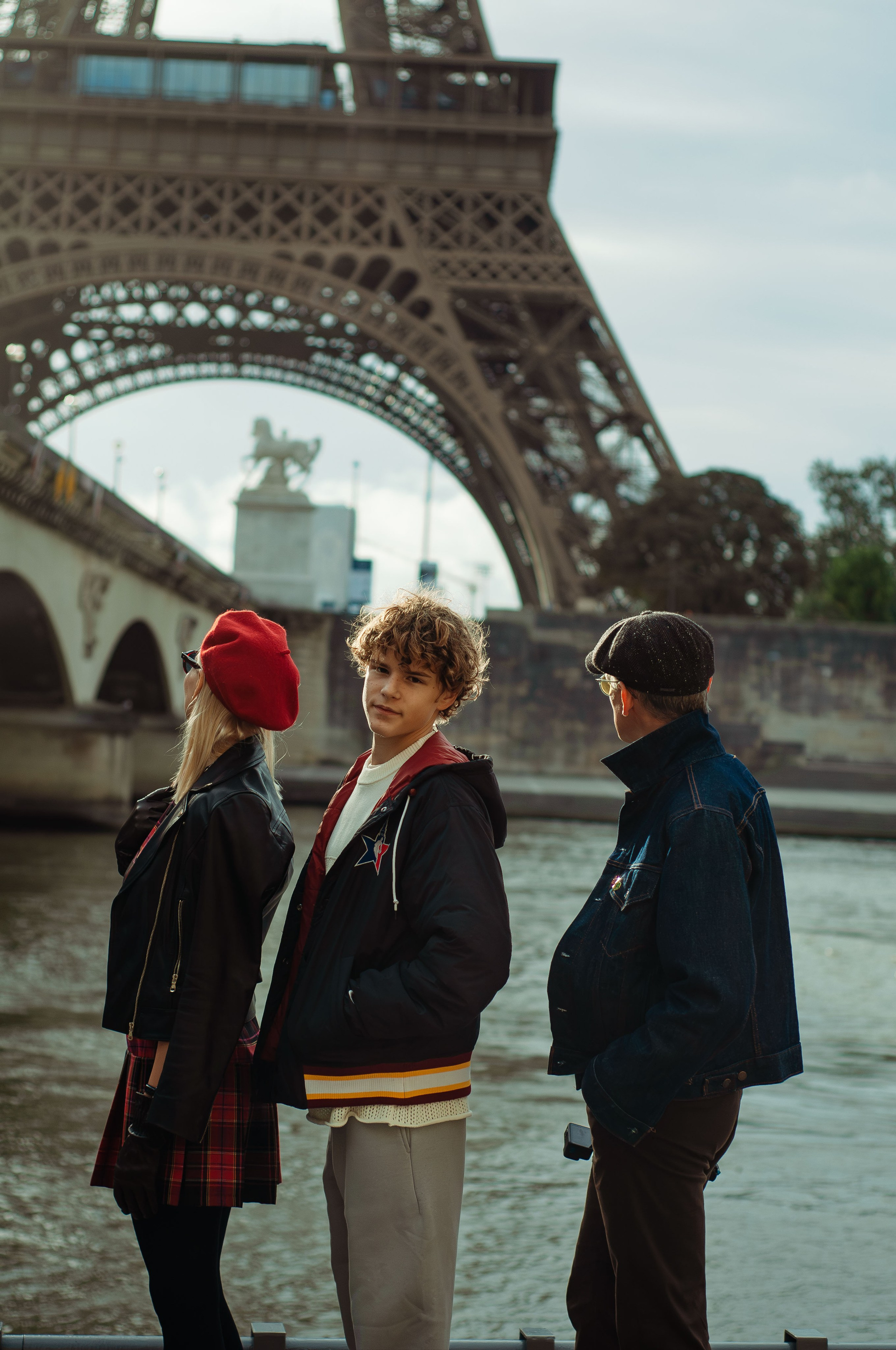 Photoshoot with family. Paris photographer — Polina Osipova