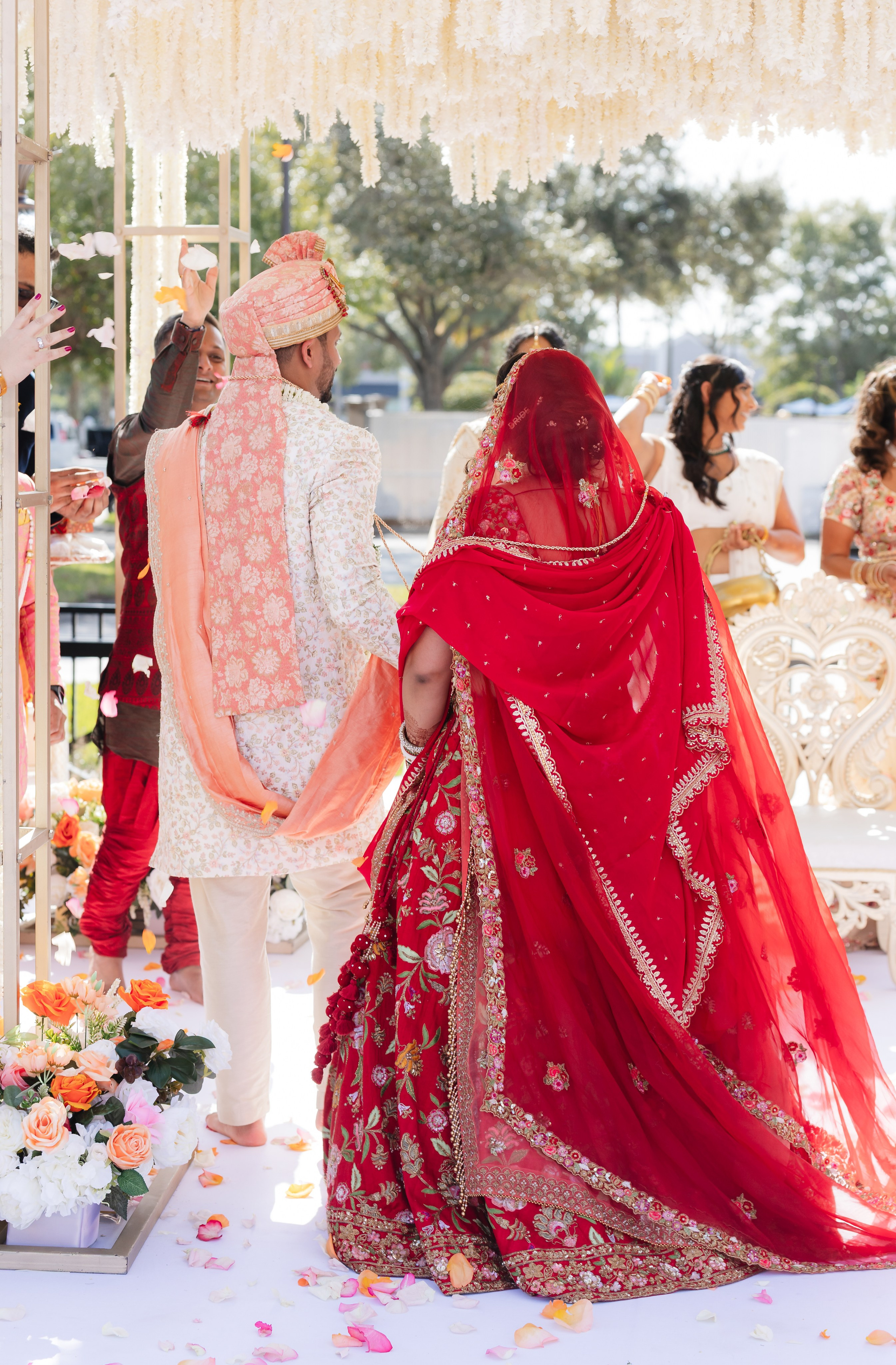 A Sacred Hindu Celebration of Love, Ritual, and Tradition. YES I DO PRODUCTION — Wedding photography&videography