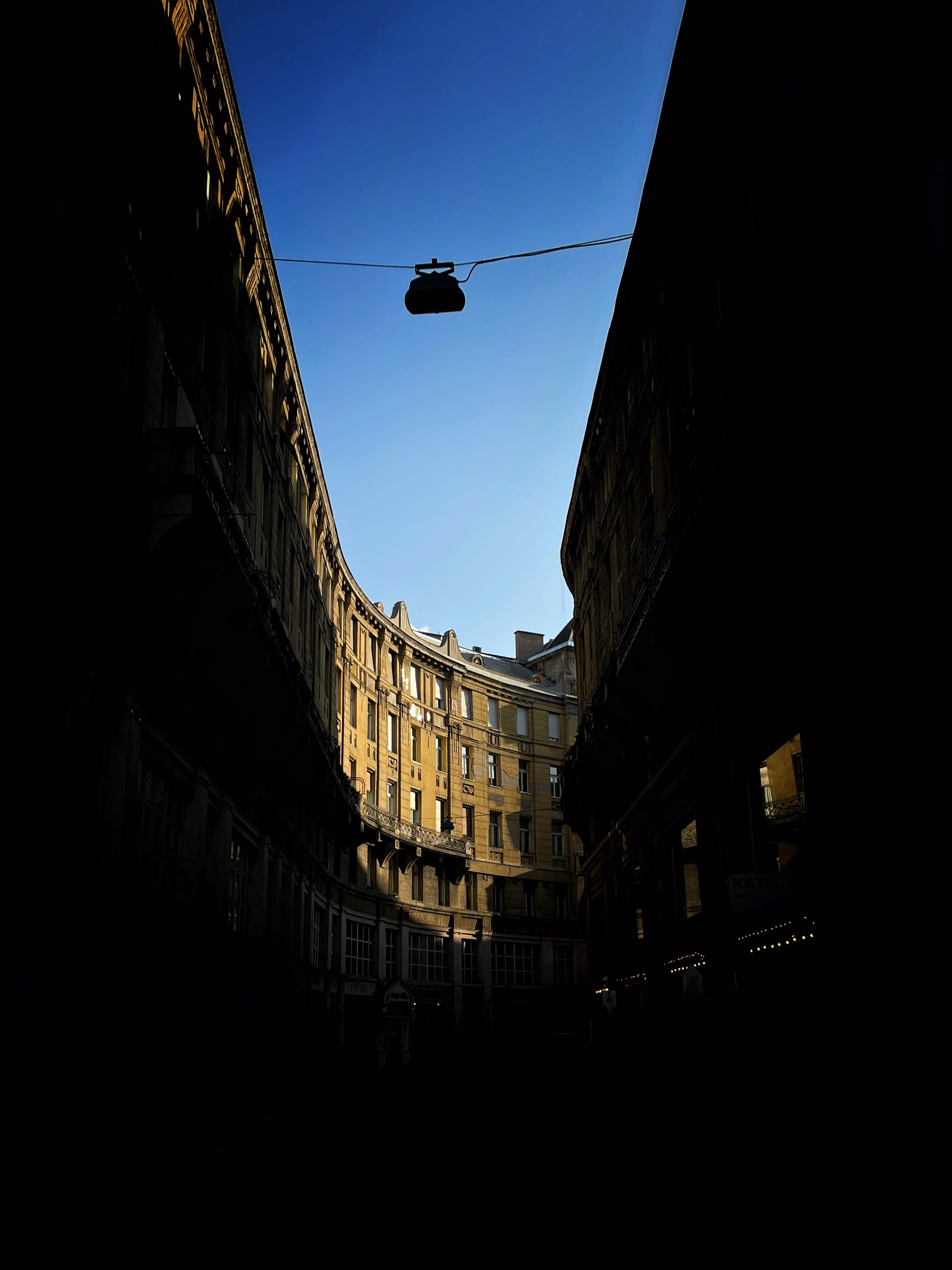 STRT JRNL by Knyazev Yura issue #3 december 2025. Photographer in Budapest — Yura Knyazev