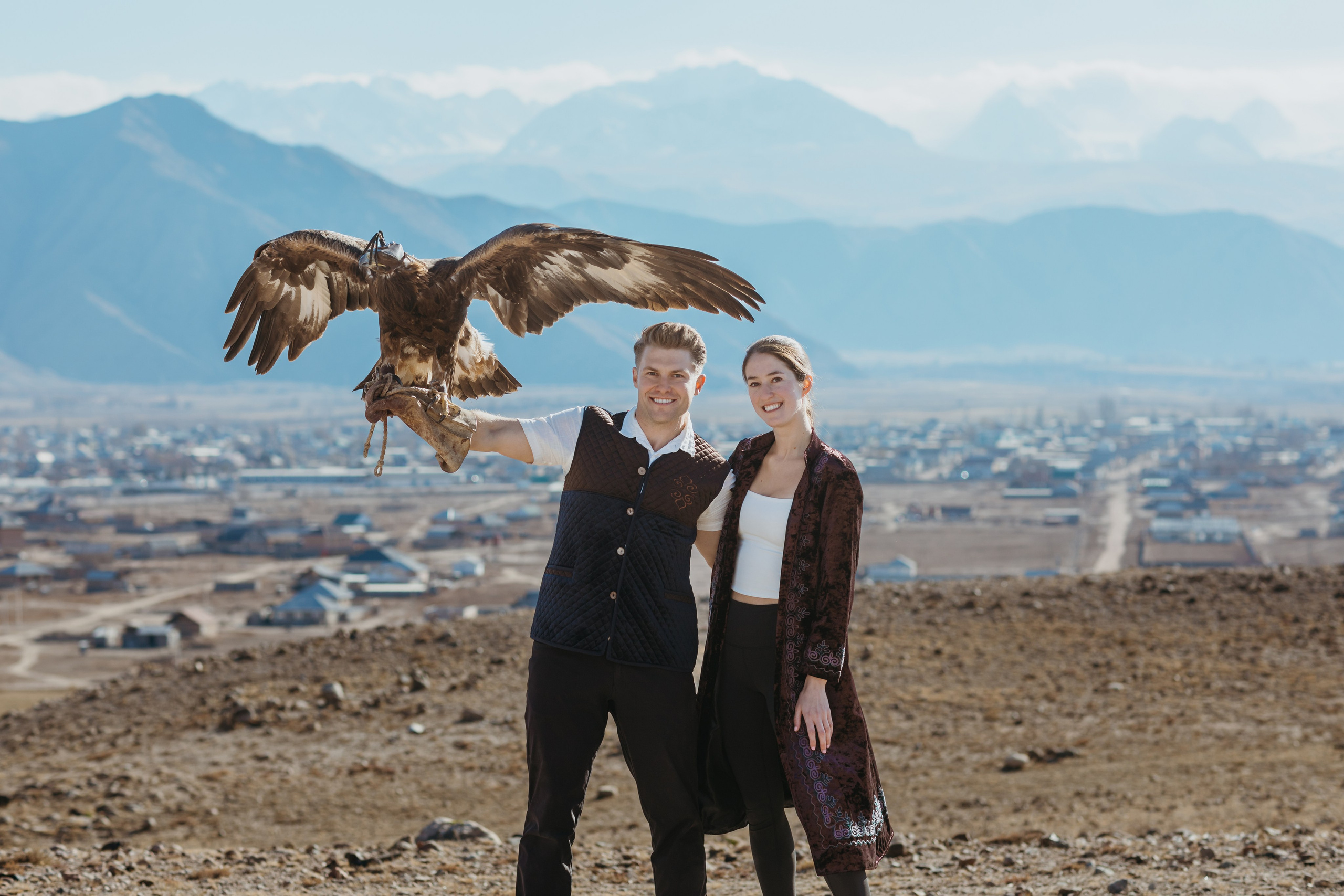 Предложение Дэниела и Джесс — Иссык-Куль, Каджи-Сай | Оксана Шувалова фотограф — Proposal Photos Kyrgyzstan (Issyk-Kul, Kajy-Say). Фотограф в Бишкеке Оксана Шувалова