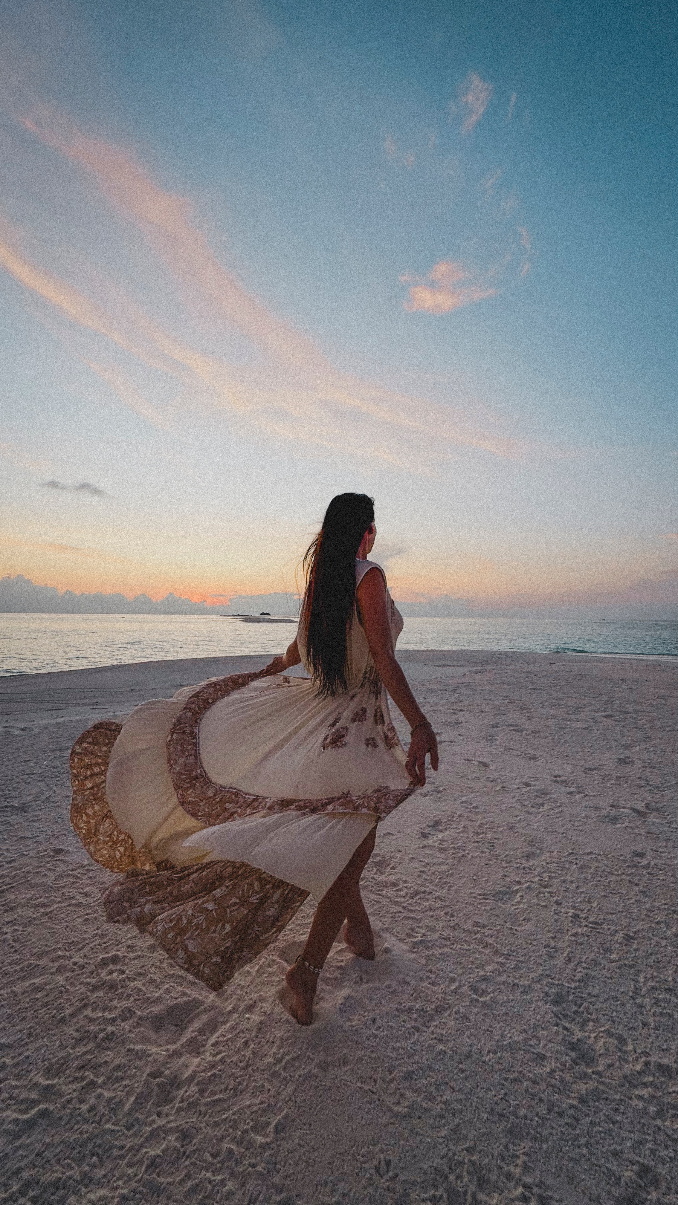 Būšu Tavs personīgais satura veidotājs Tavos ceļojumos. Video shooting and creating with phone, iPhone Video School