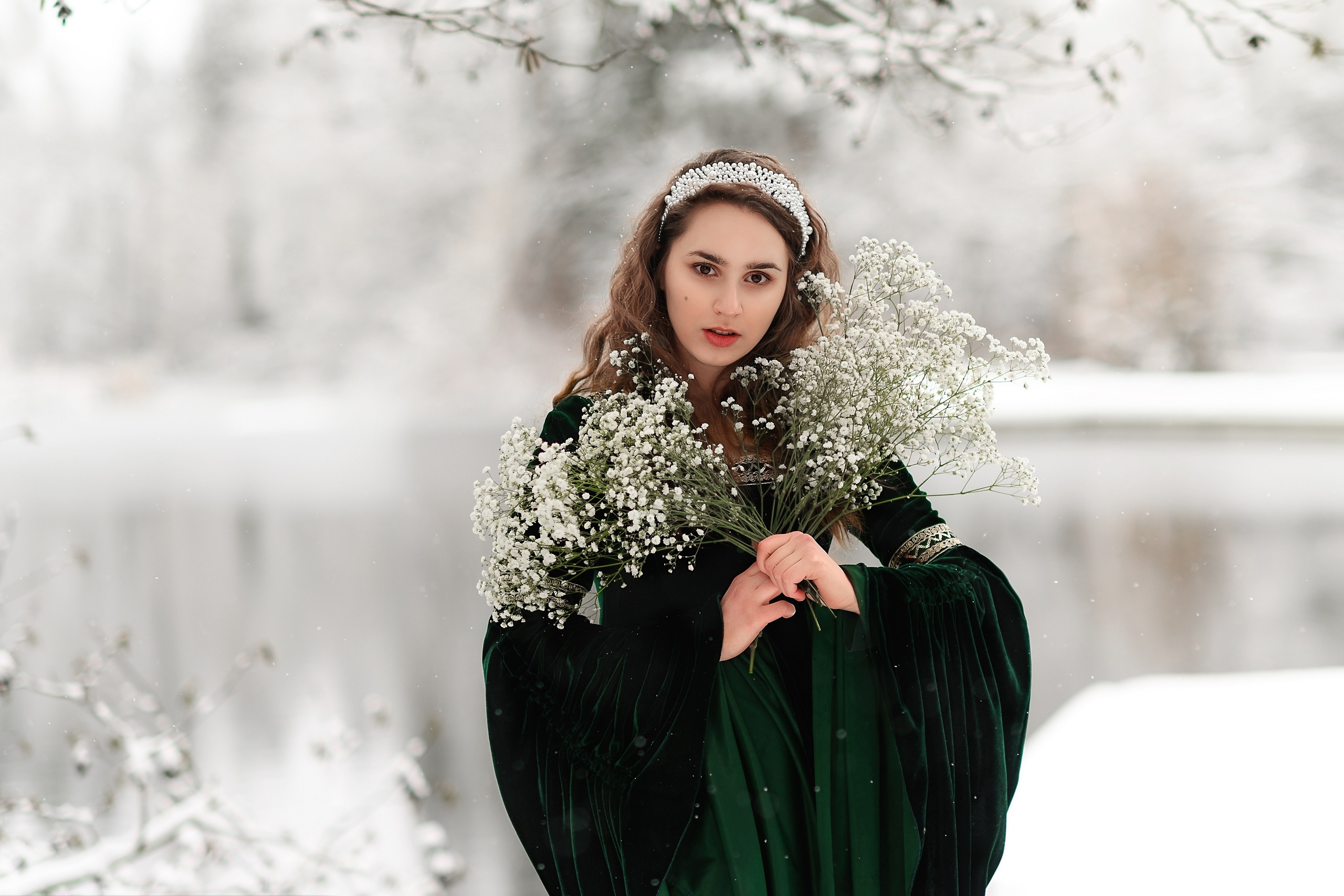 Portraits. Wedding & portrait photography in the Seattle Area. Helen Michelle photographer