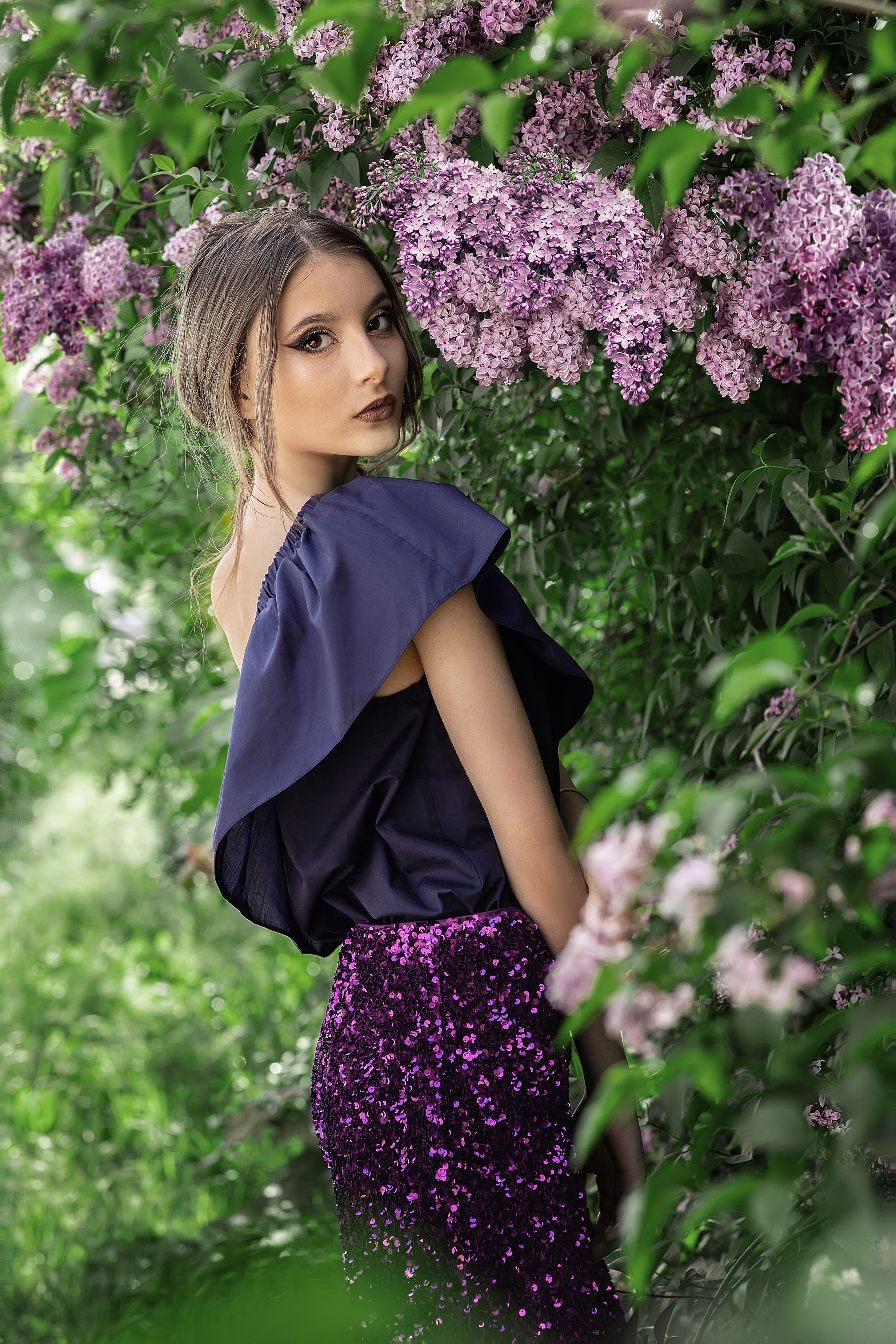 Portrait - Lilac mood