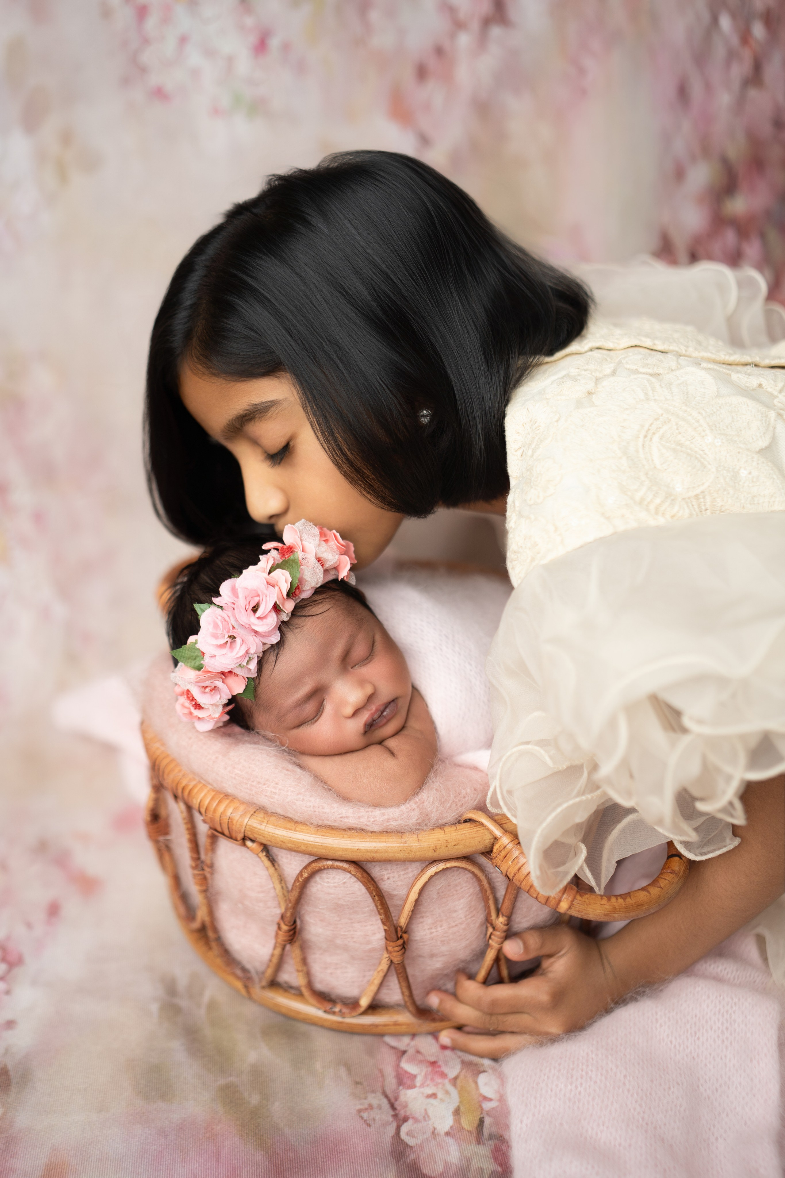 Newborn+Family. Maternity, family and newborn photography in San Francisco Bay Area