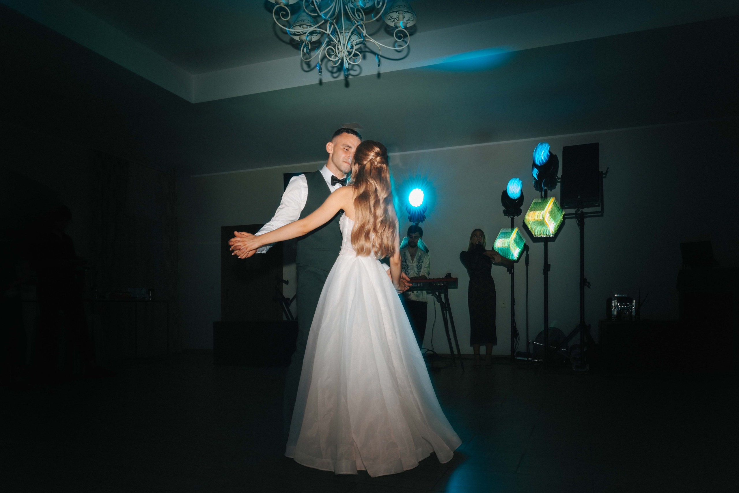 20 Top Songs for the First Dance — Most Popular Choices for Newlyweds!. Framed by Evelina | Destination Wedding Photographer from Lithuania | Europe
